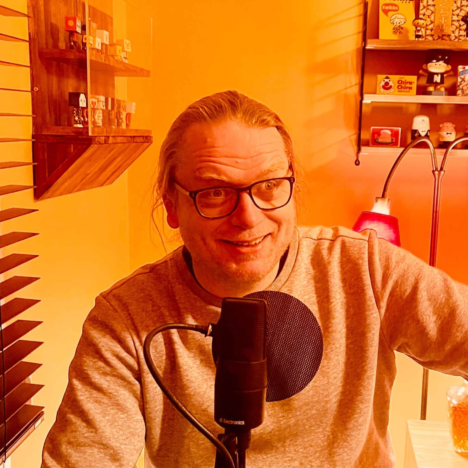 658. Johan Wanloo om saker han är intresserad av artwork