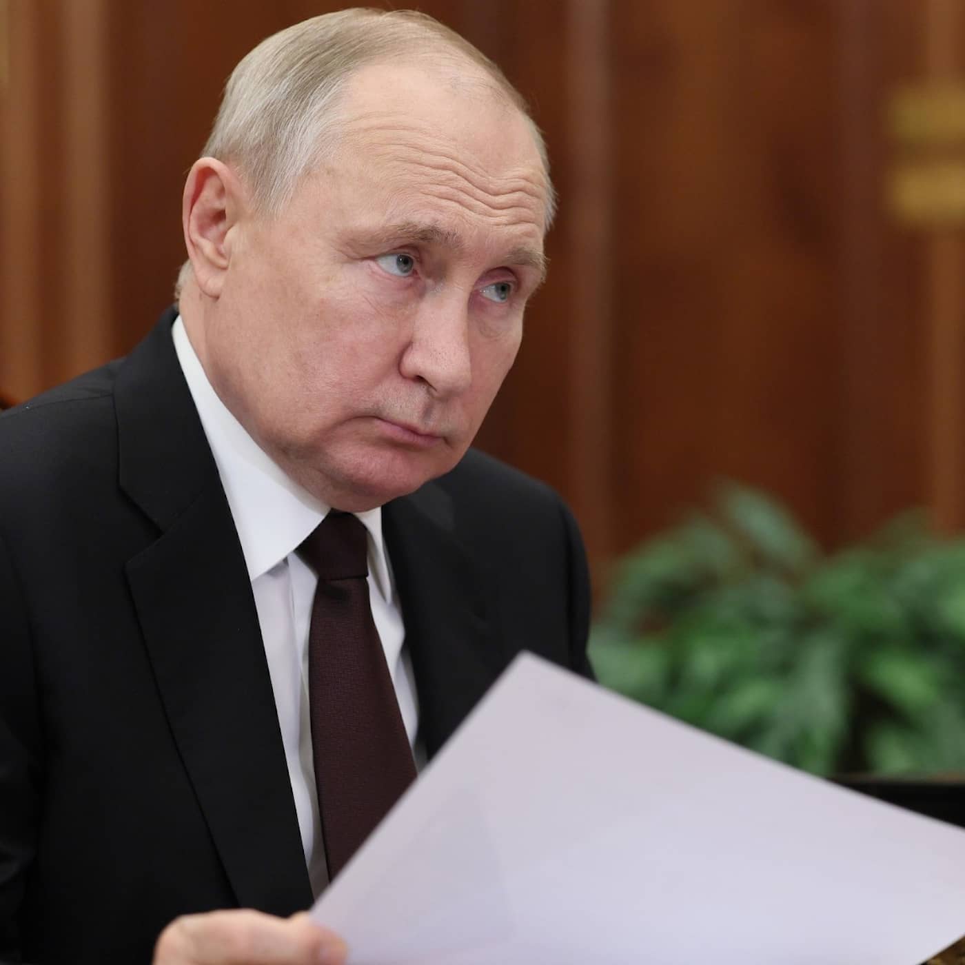Protester i Ryssland efter Putins värmeflopp artwork