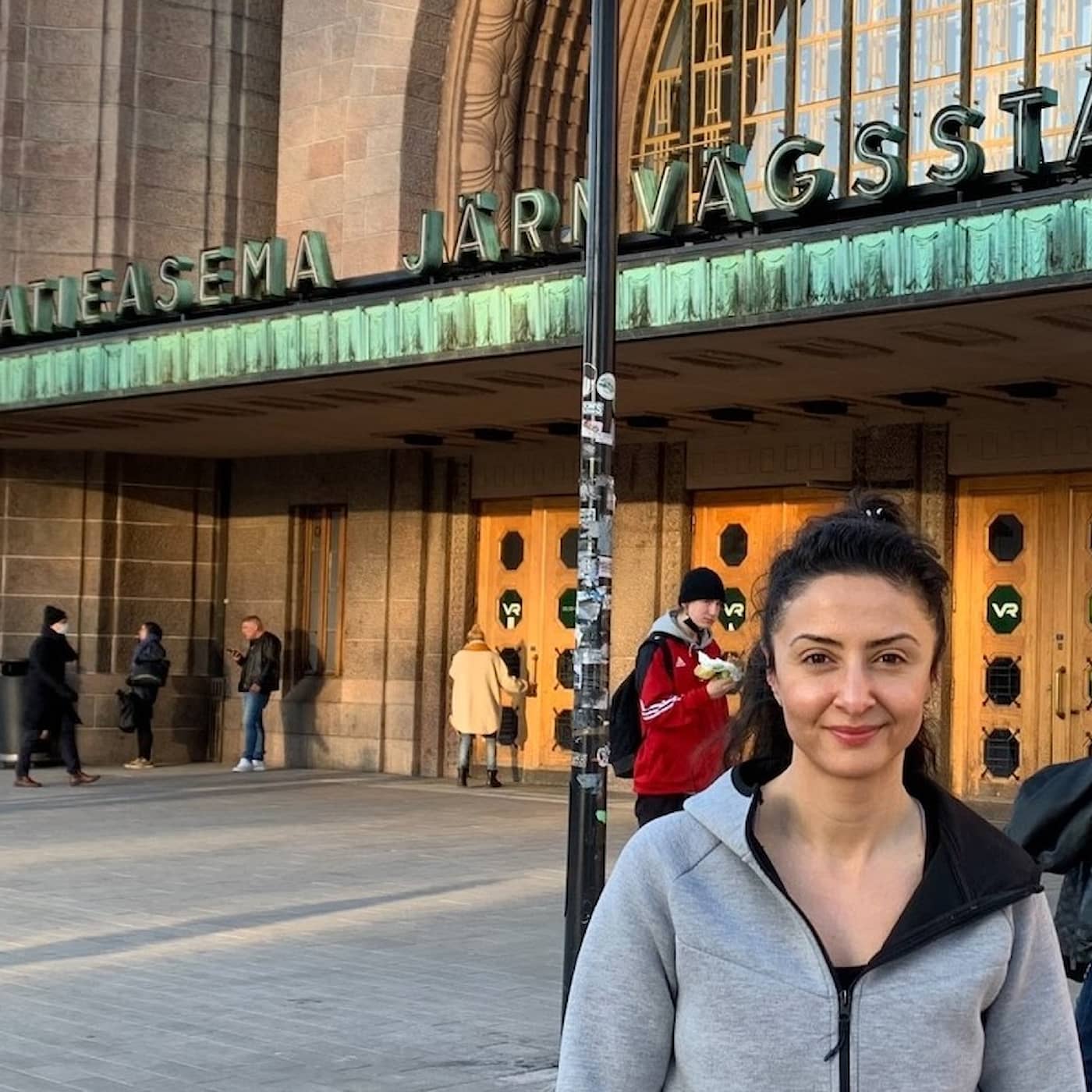 Lubna El-Shanti om ett år med coronadimma i Finland artwork
