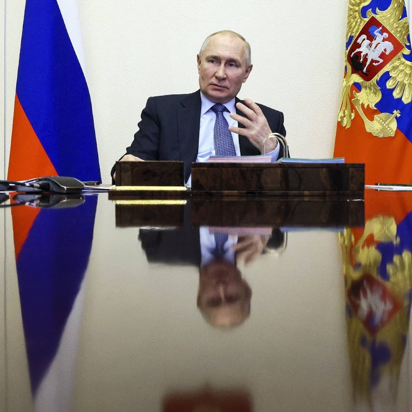 Därför kan Putin inte sluta kriga artwork