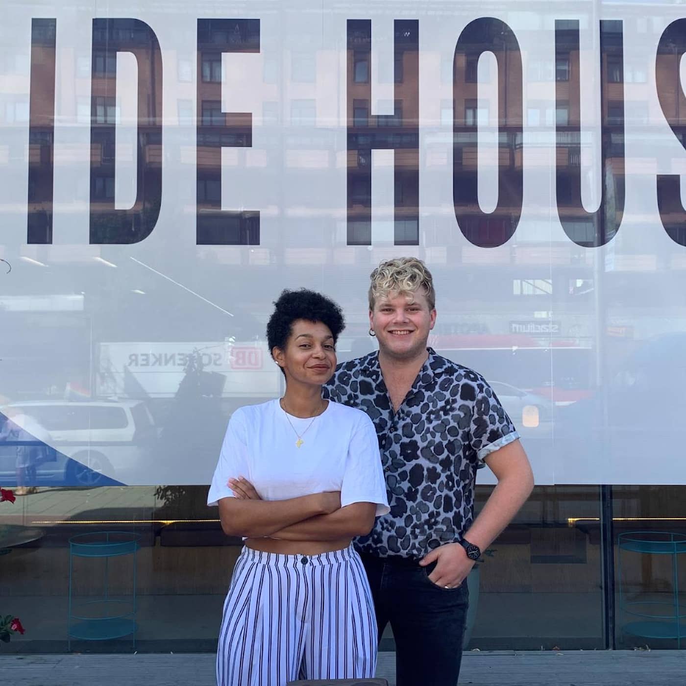 Radiokorrespondenternas talkshow med Palmira Koukkari Mbenga: 50 år sedan Stonewall-upproret artwork