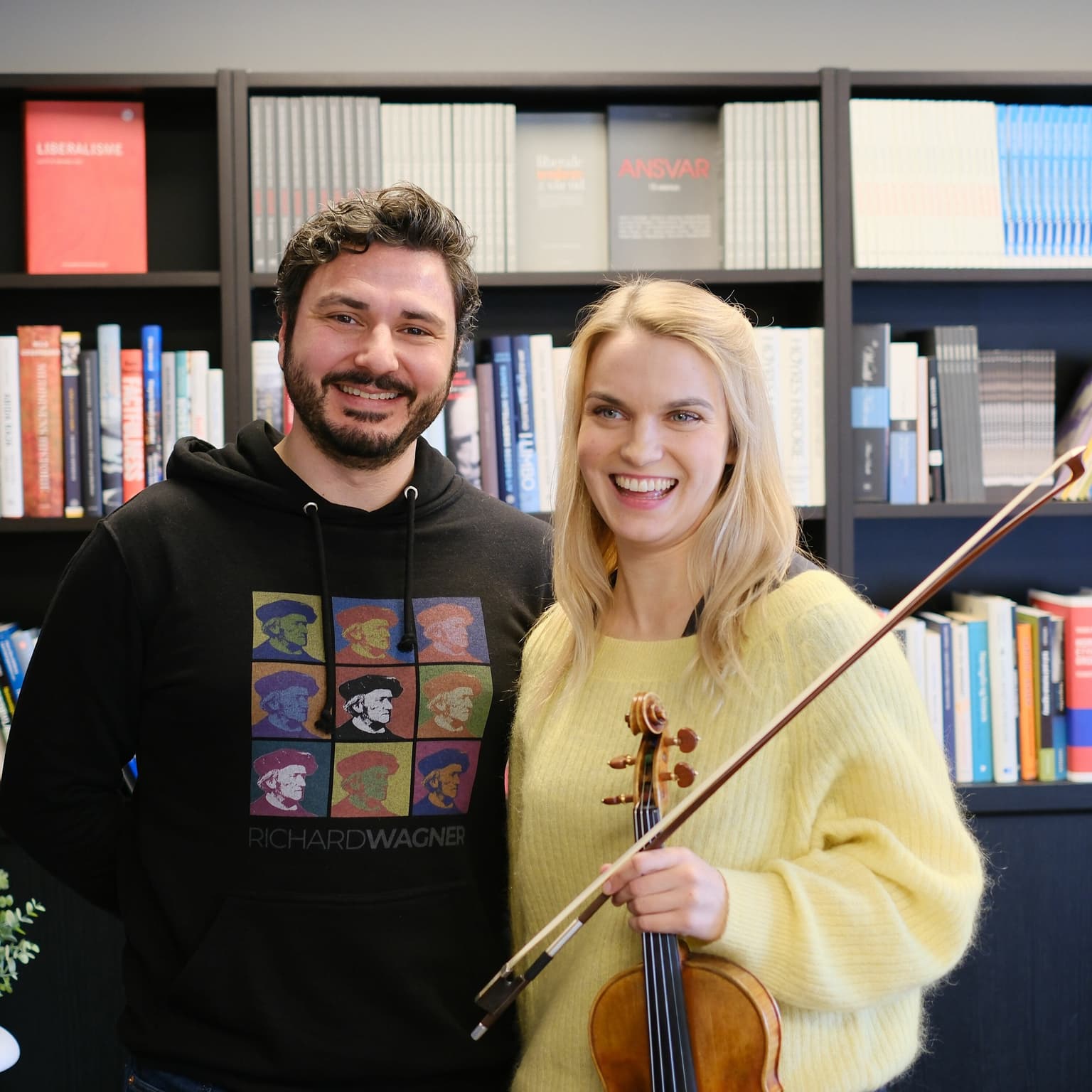 Minervapodden – Madelene Berg: Påskespesial artwork