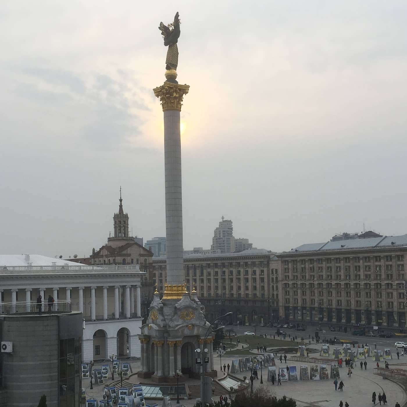 Faller Ukraina samman? artwork