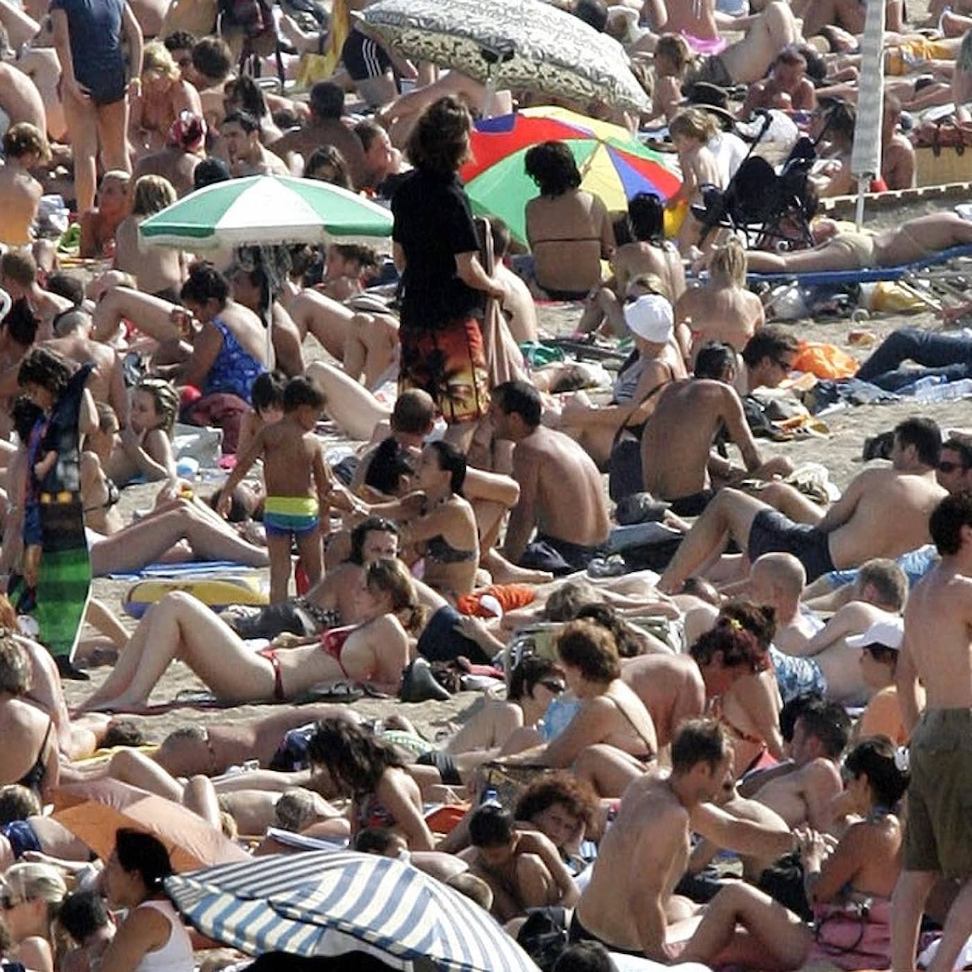 ”Turister åk hem!”– så vill världen stoppa massturismen artwork