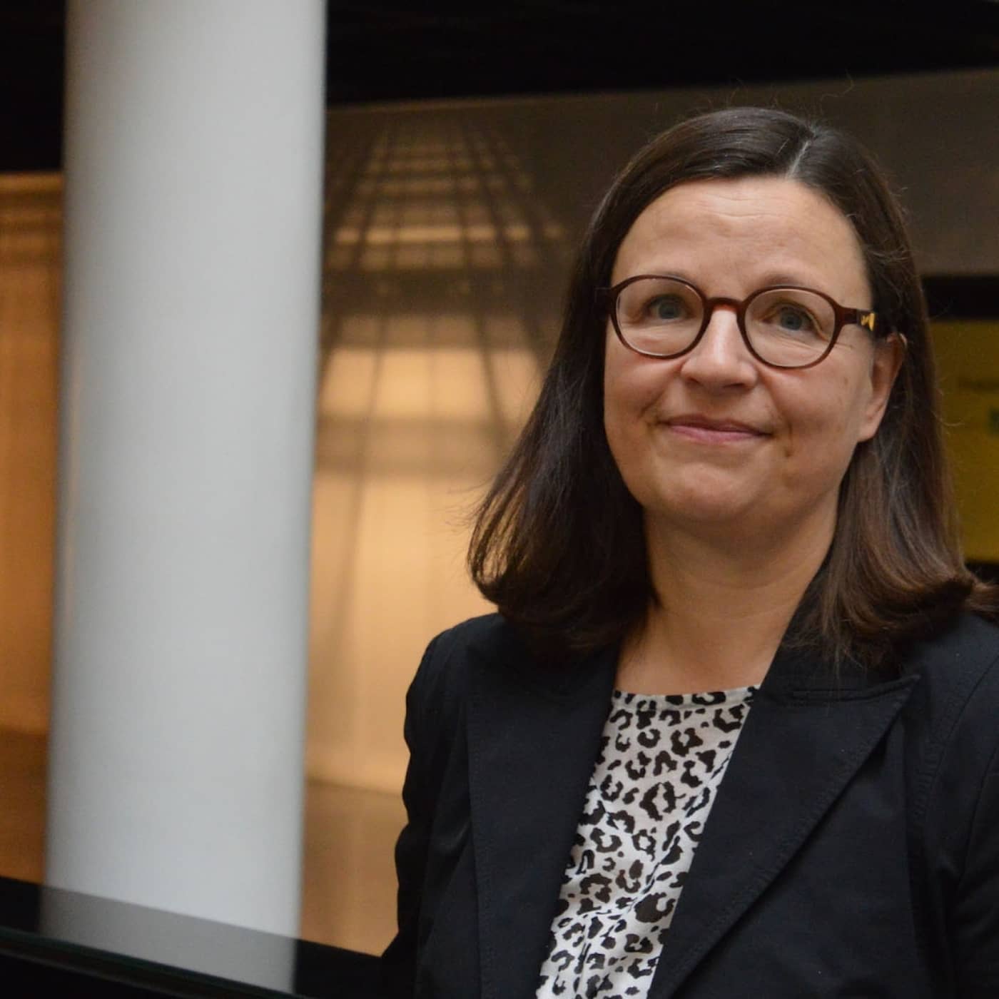 Anna Ekström (S) med uppdrag att stoppa avhoppen artwork