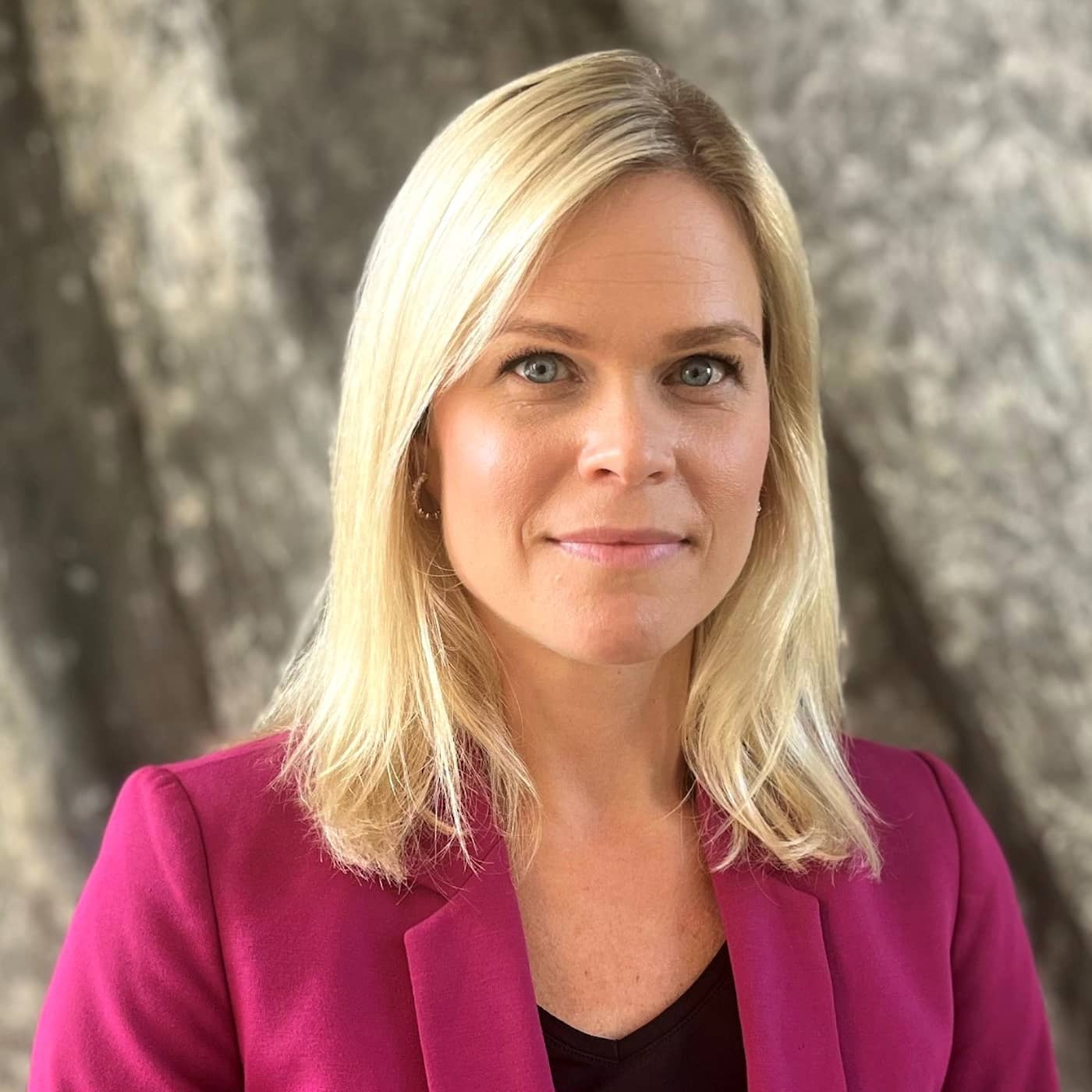 Paulina Brandberg (L): Slöja på riktigt små barn borde vara skäl för orosanmälan artwork