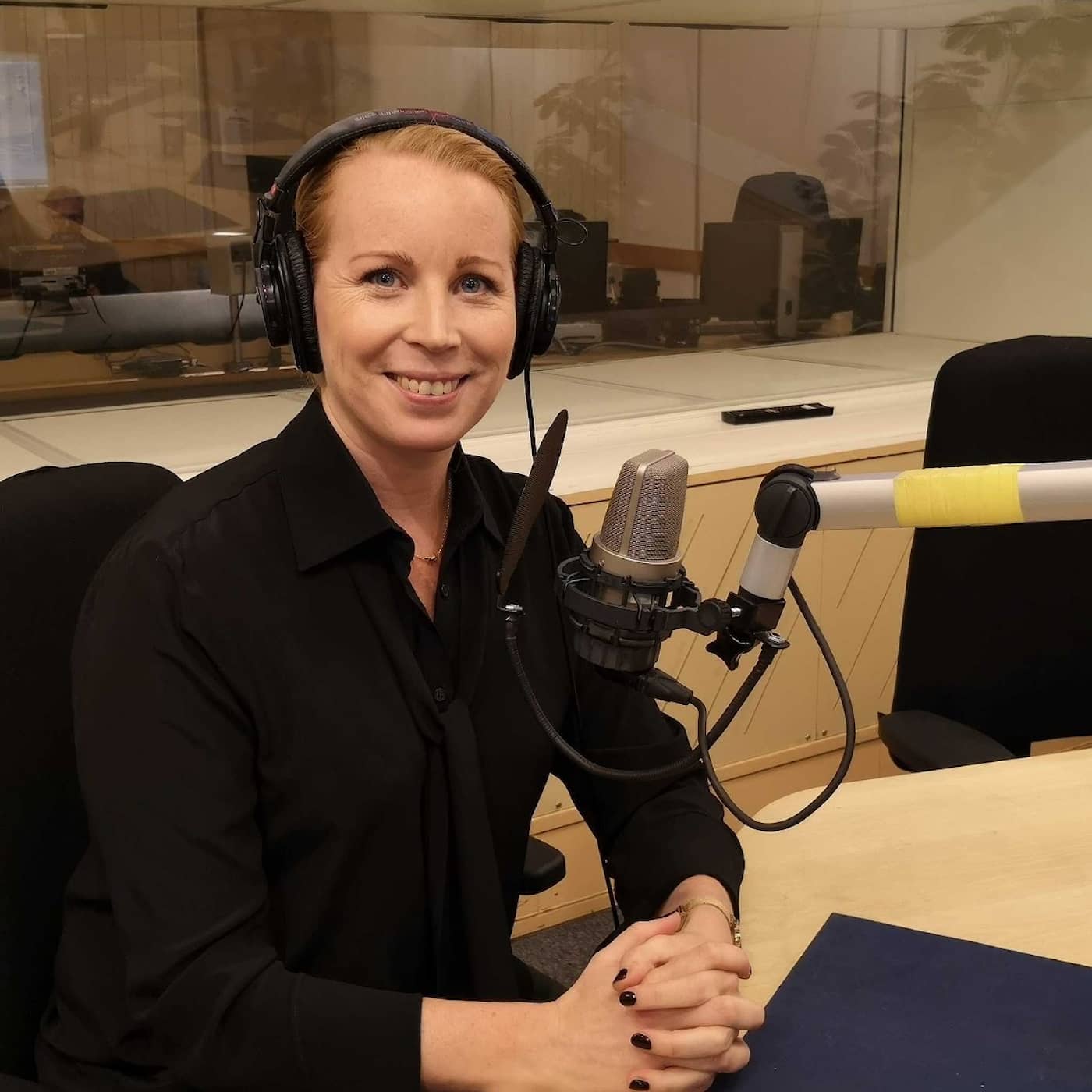 Vilken väg väljer (C), Annie Lööf? artwork