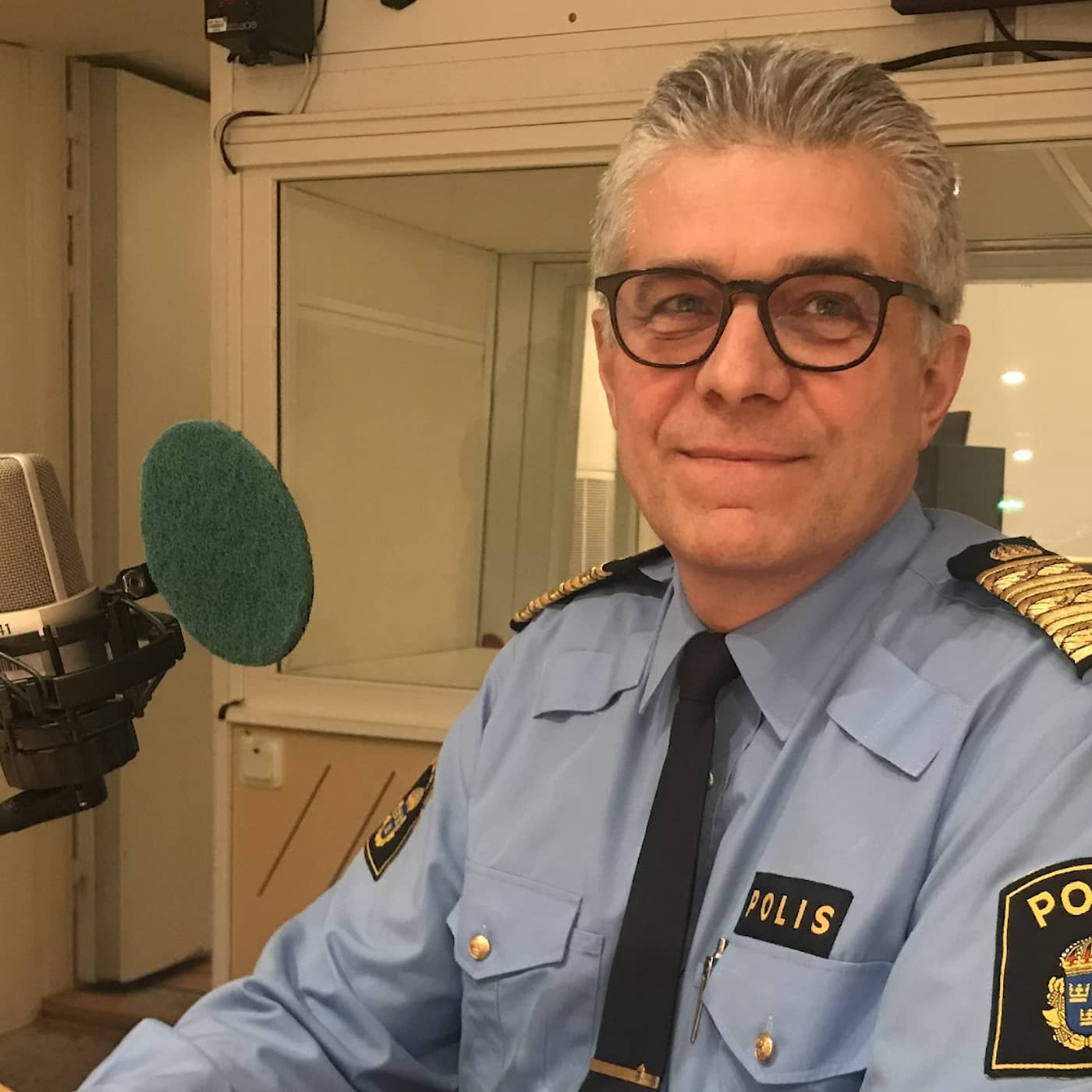 Hur ska Polisen få stopp på gängen, Anders Thornberg, rikspolischef? artwork