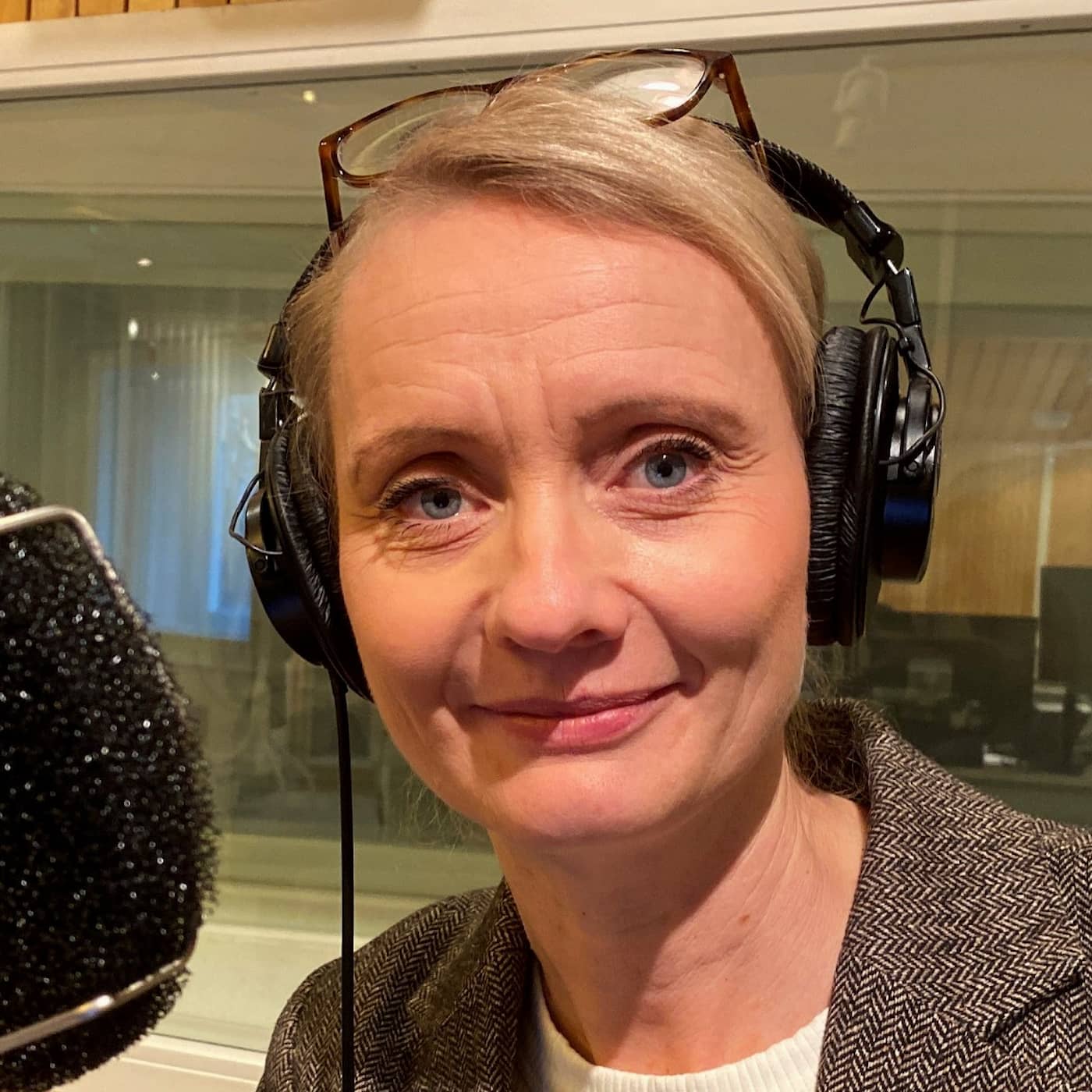 Karin Tegmark Wisell svarar på coronakommissionens kritik artwork