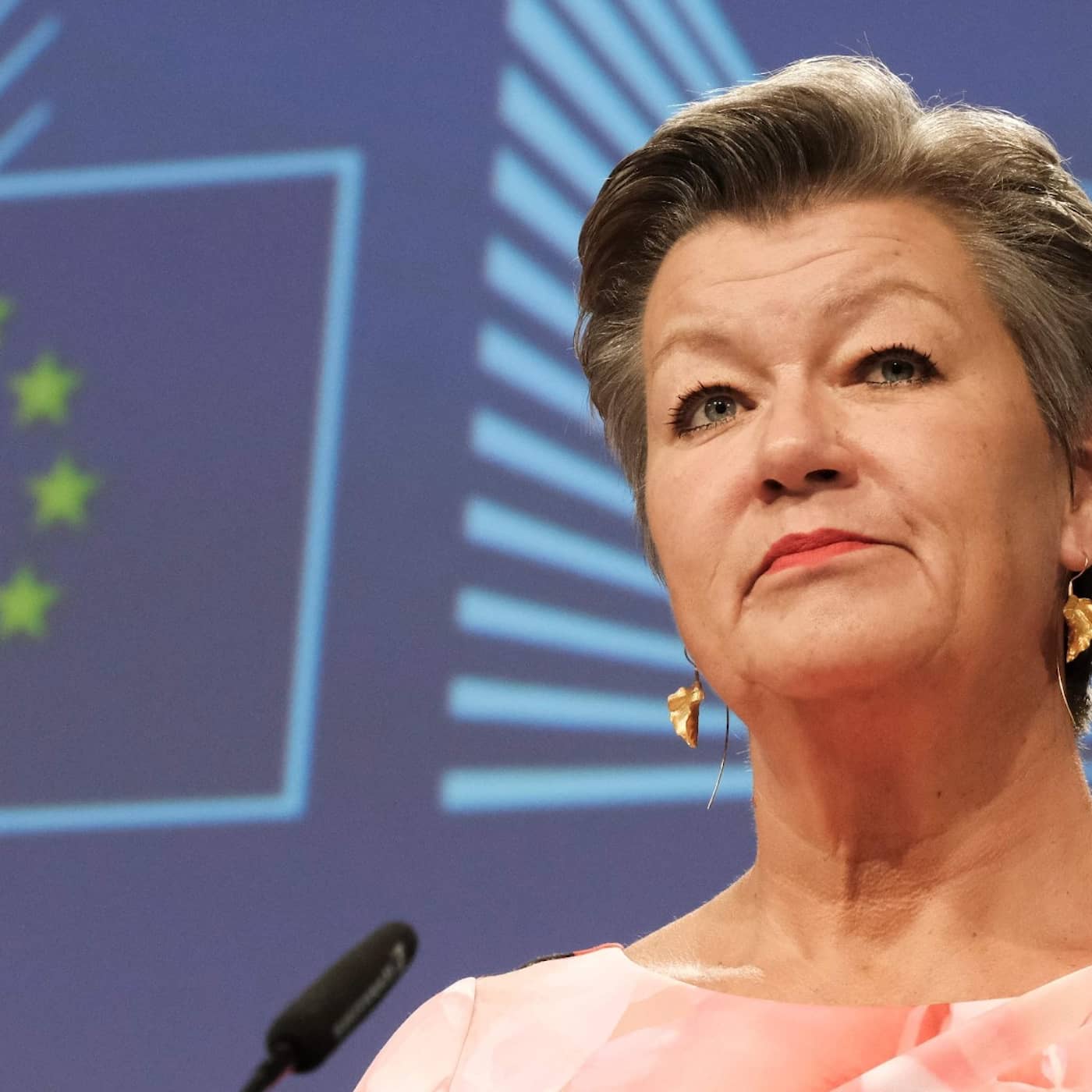När kan vi resa igen, EU-kommissionär Ylva Johansson? artwork