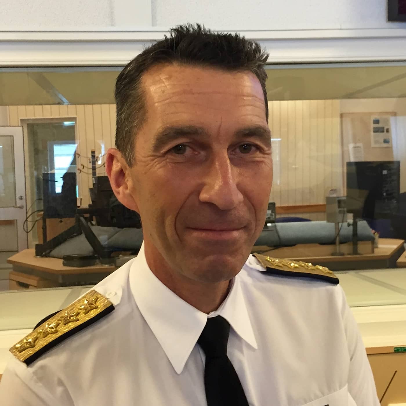 Micael Bydén, ÖB med uppdrag att skydda Sverige artwork