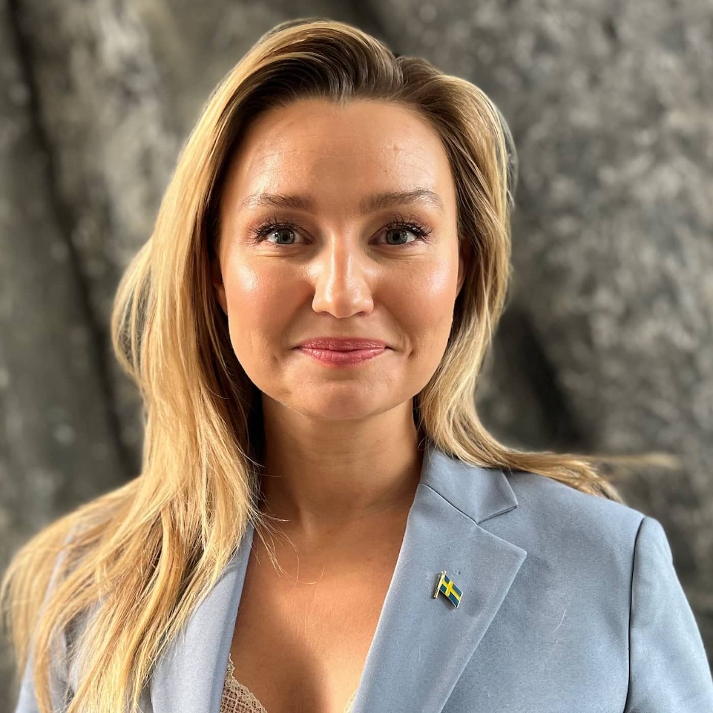 Ebba Busch (KD): ”Vi har hittat en win-win-lösning” artwork