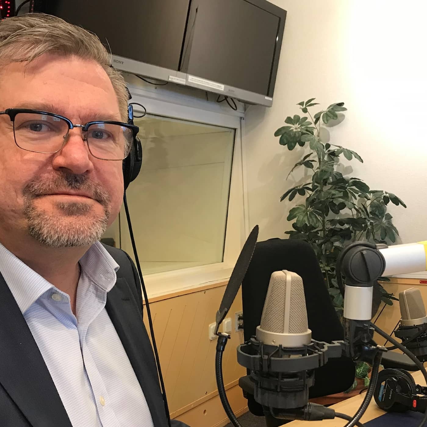 Ekots lördagsintervju med Mikael Sjöberg, Arbetsförmedlingen artwork