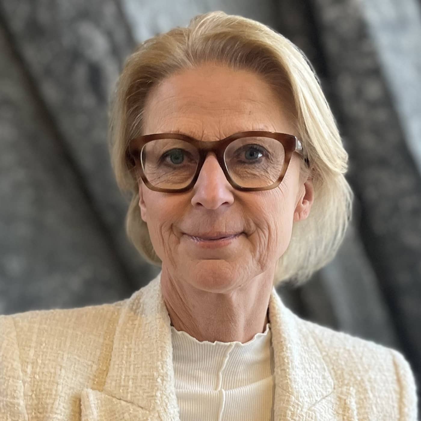 Elisabeth Svantesson (M): ”Situationen är absurd och ledsam” artwork