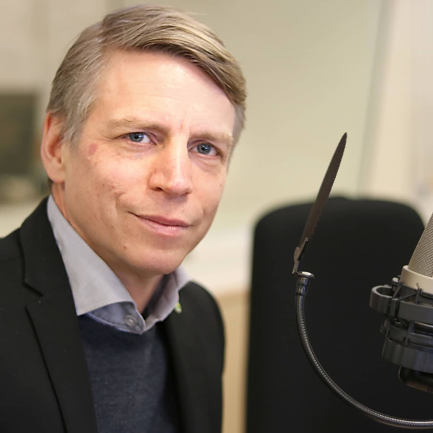 Ekots lördagsintervju med finansmarknads- och bostadsminister Per Bolund (MP) artwork