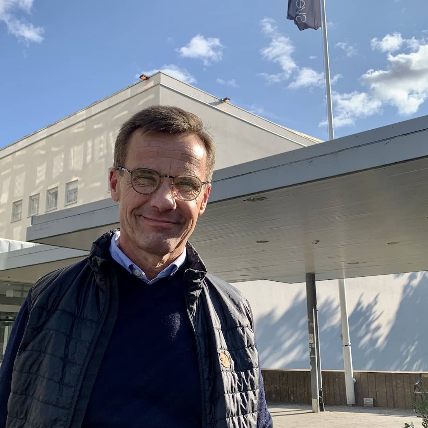 Hur mycket samarbete vill du ha, Ulf Kristersson (M)? artwork