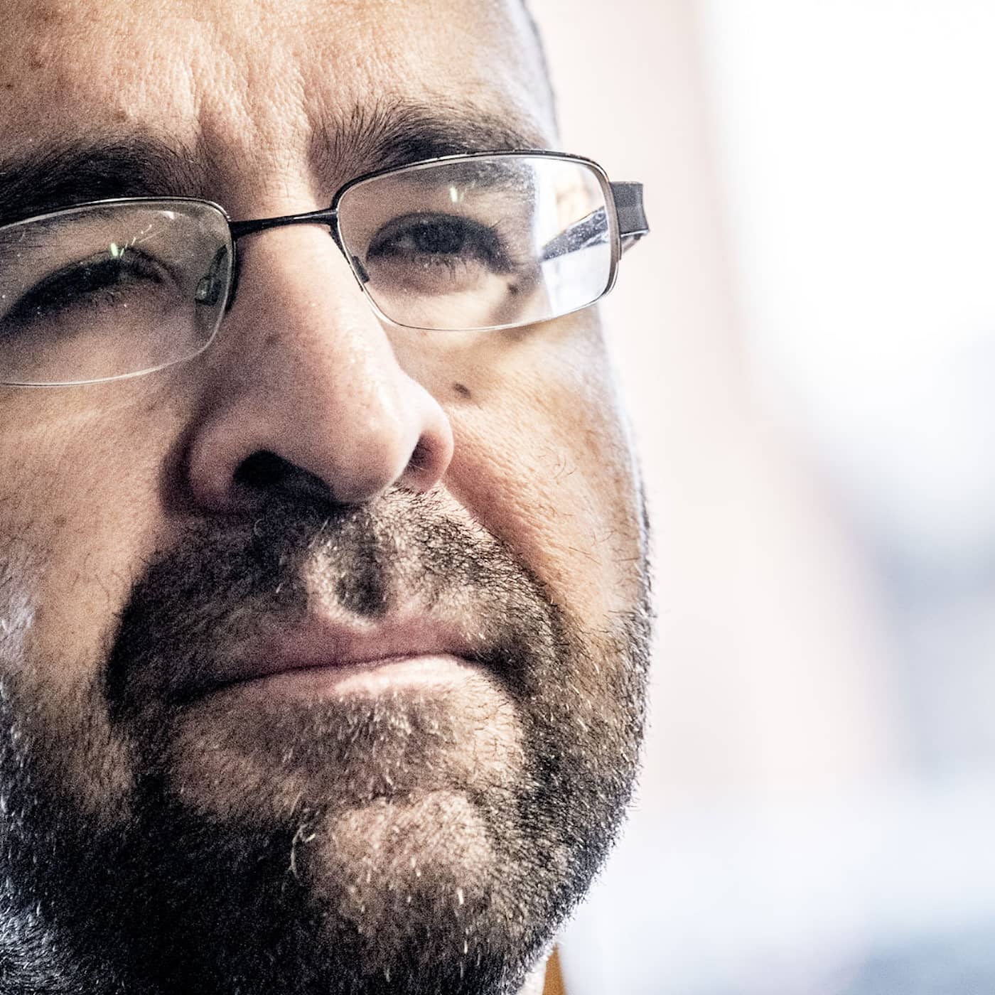 Kan du få fart på byggandet Mehmet Kaplan? artwork