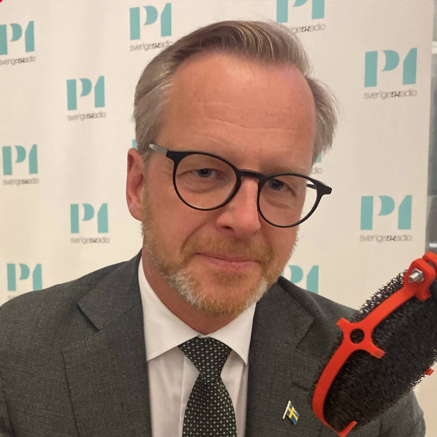 Mikael Damberg (S): Vi går mot tuffare tider artwork