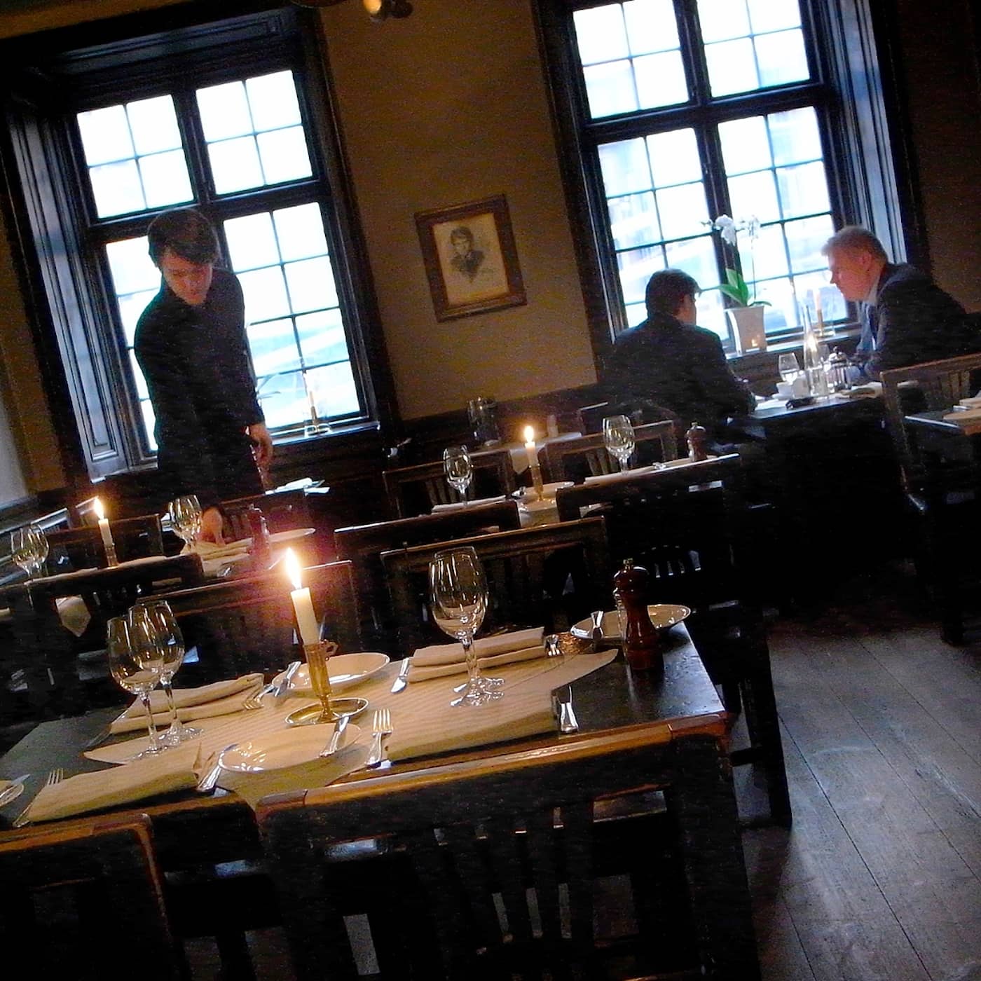Från sylta till lyxrestaurang artwork