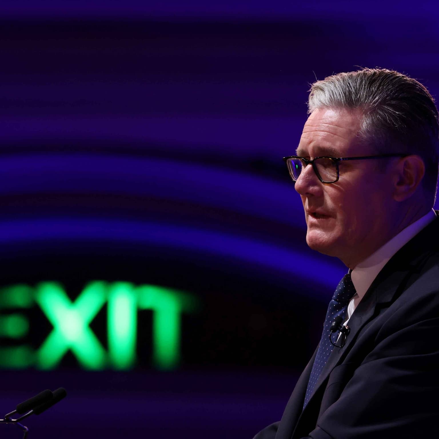 Scandals, the economy, migration: the three big problems facing Labour artwork