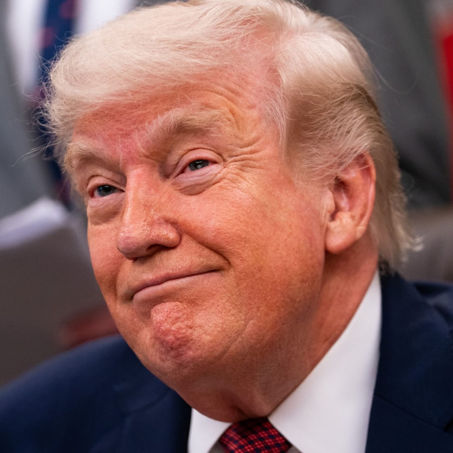 Trump says US in 'very strong position' for Iran talks artwork