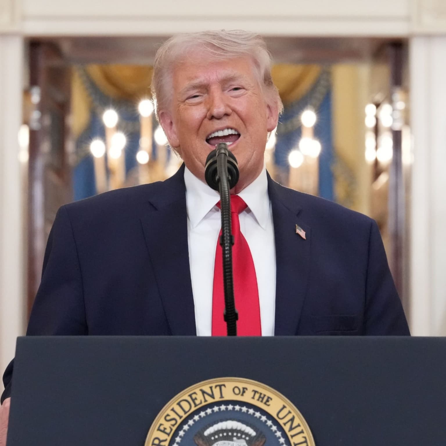 US gives Iran 48 hours to make deal or open Strait of Hormuz artwork