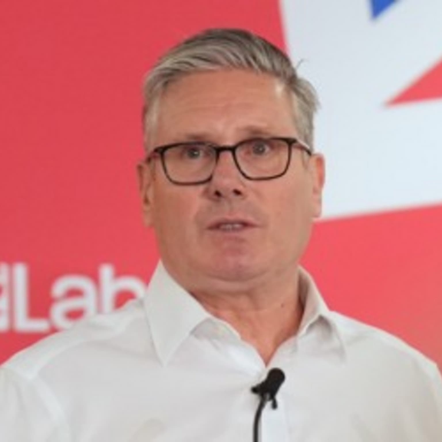 Pressure mounts on Starmer to resign as British PM artwork