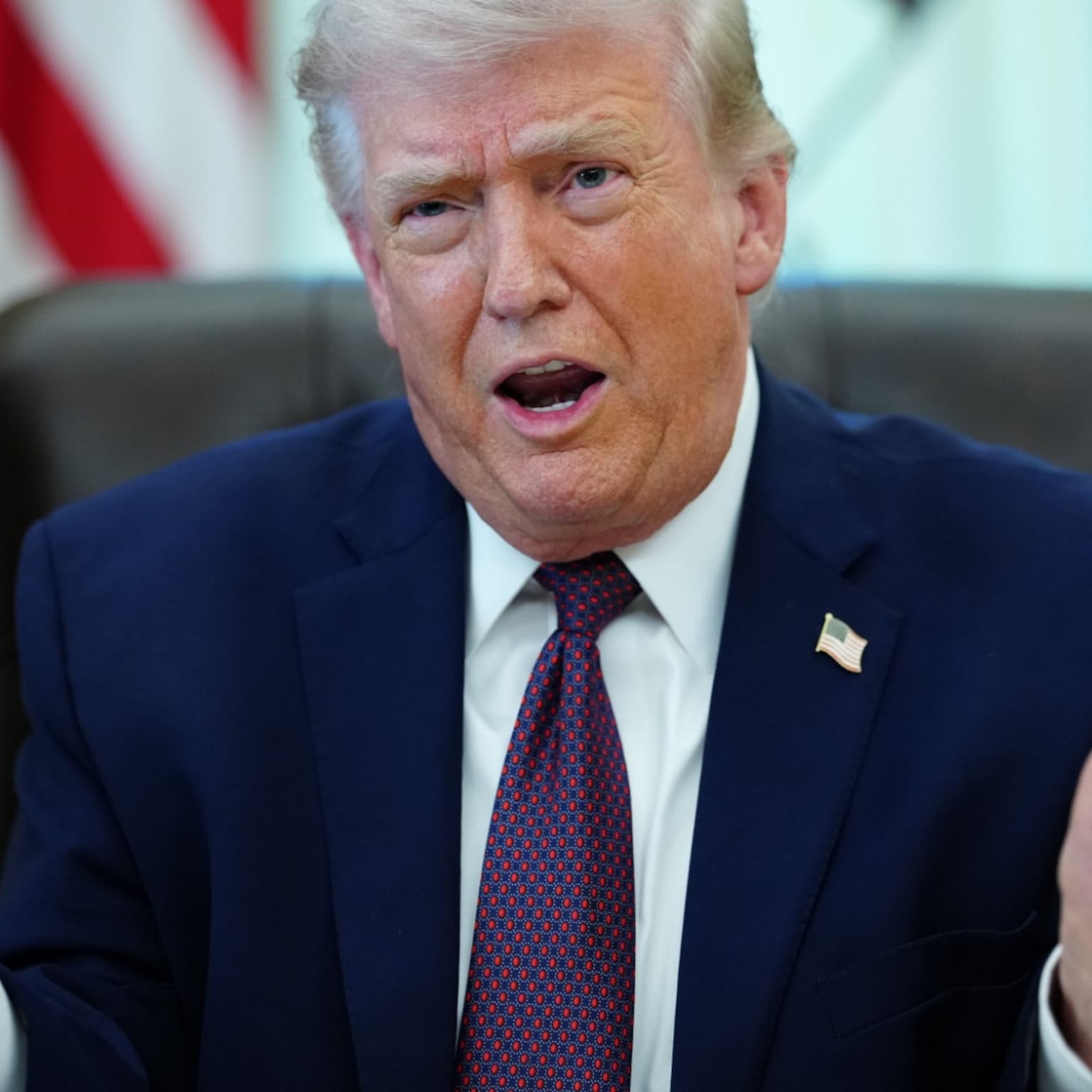 Trump: US to leave Iran in '2 or 3 weeks' artwork