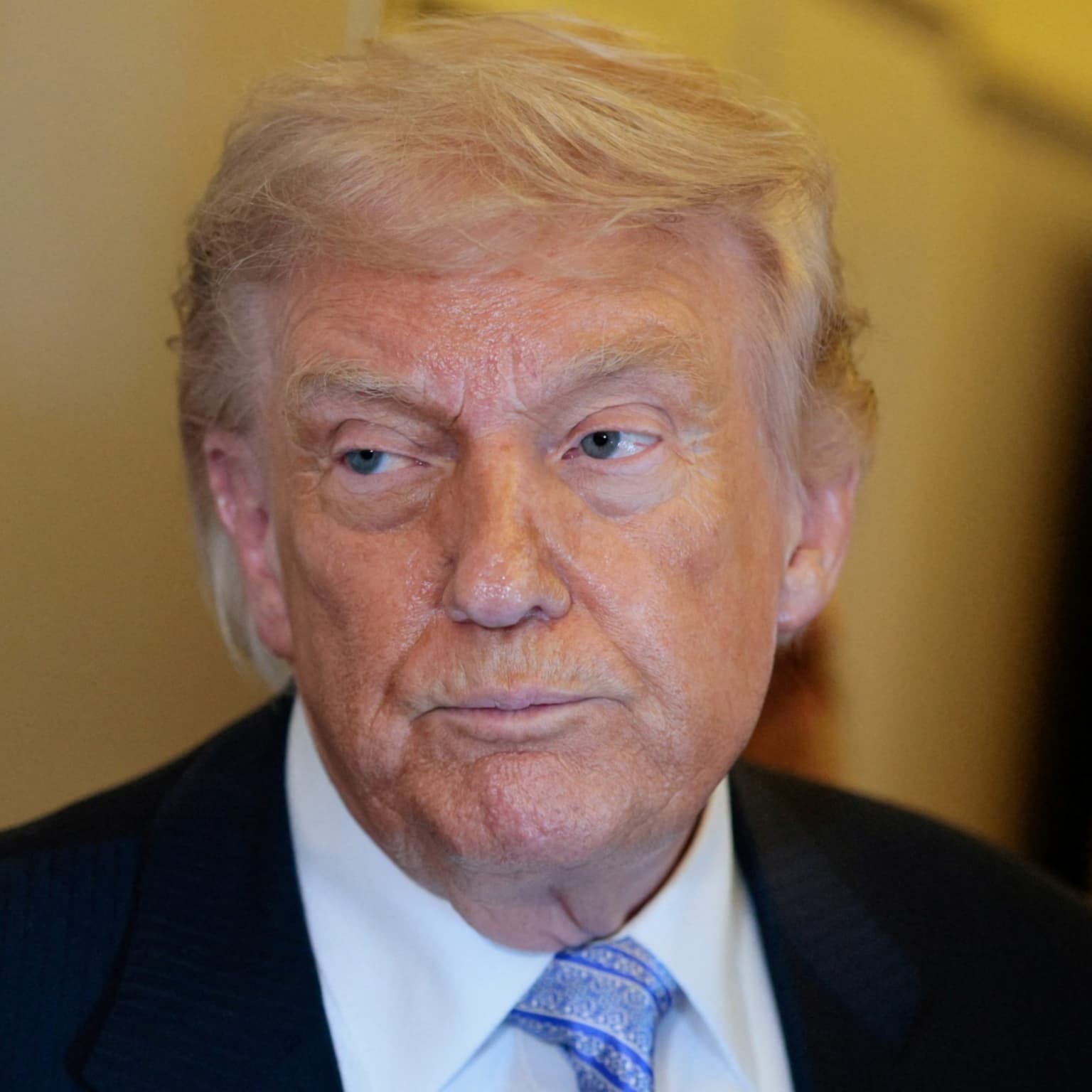 Trump warns 'clock is ticking' for Iran artwork