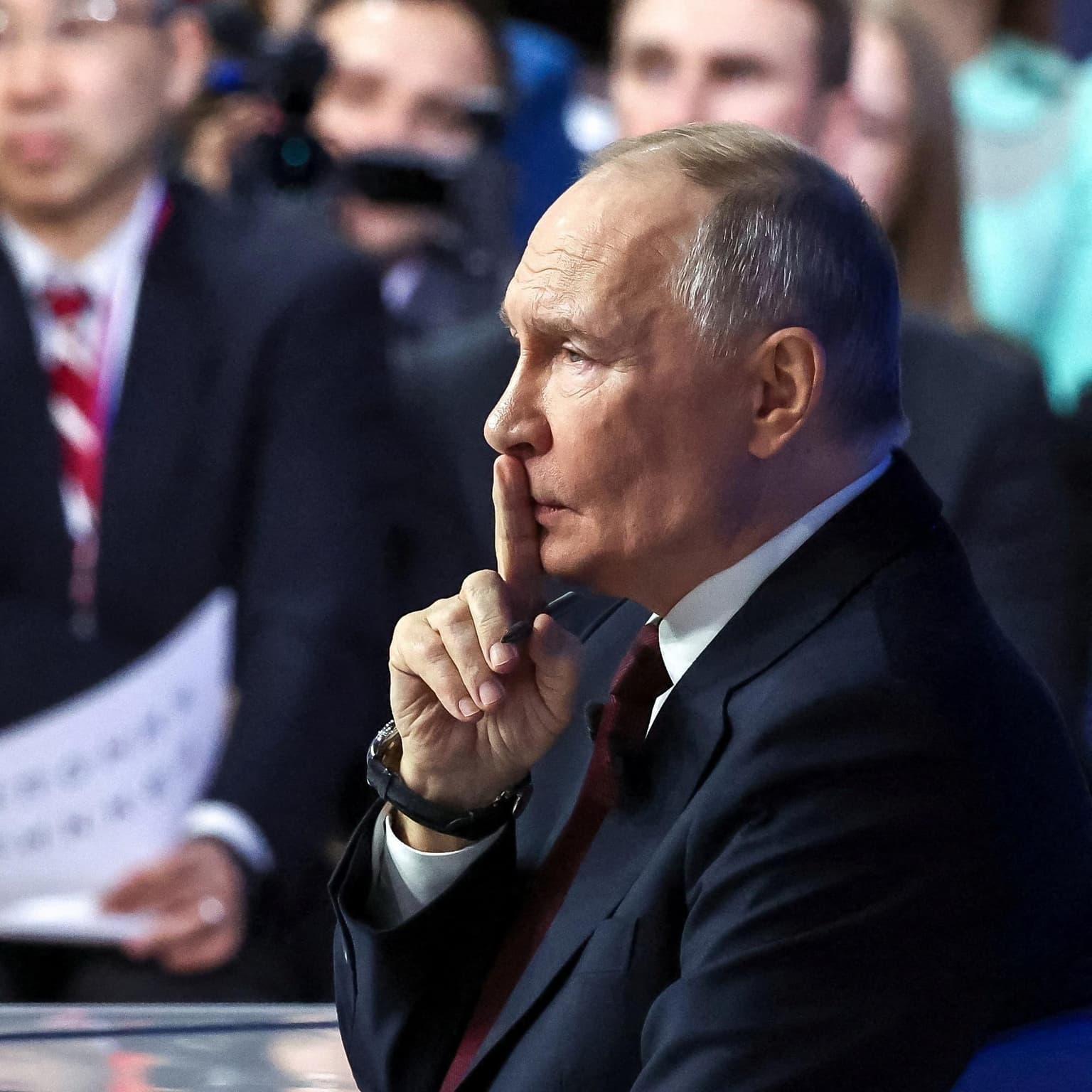 The Global Story:The tightrope of reporting in Putin’s Russia artwork