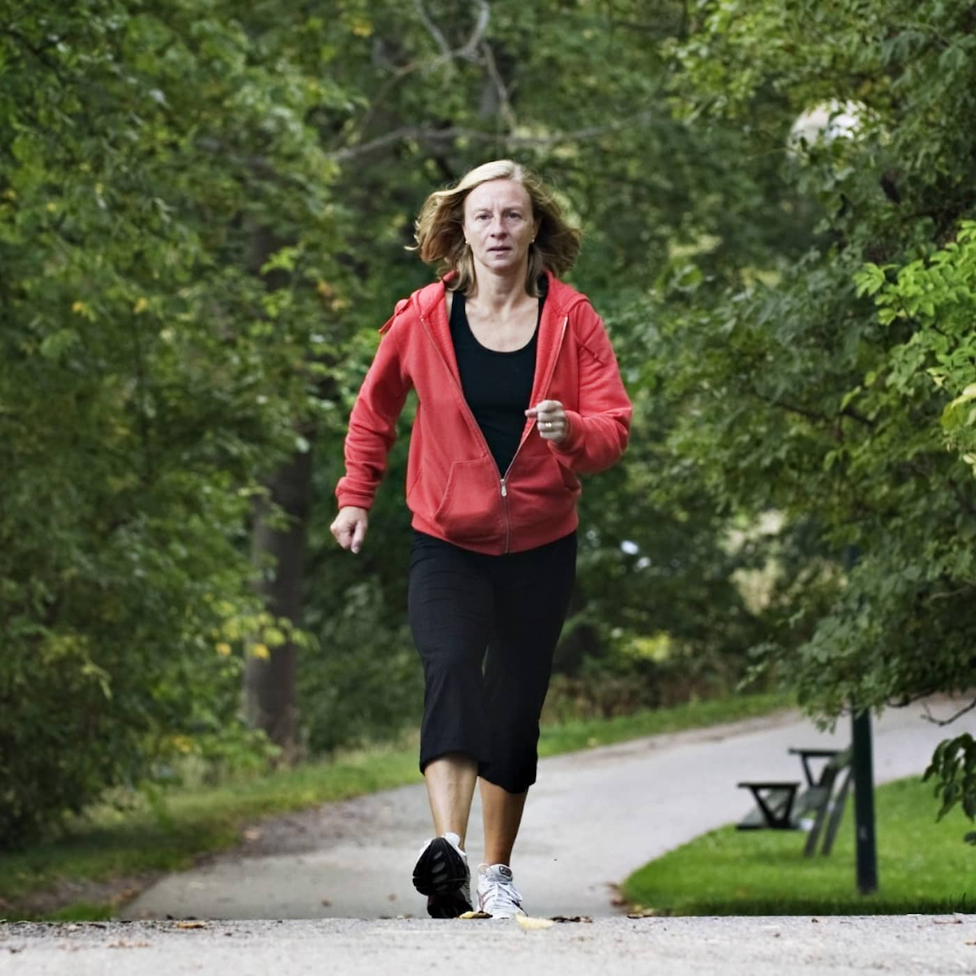 Repris: Gå, flanera eller powerwalka? artwork
