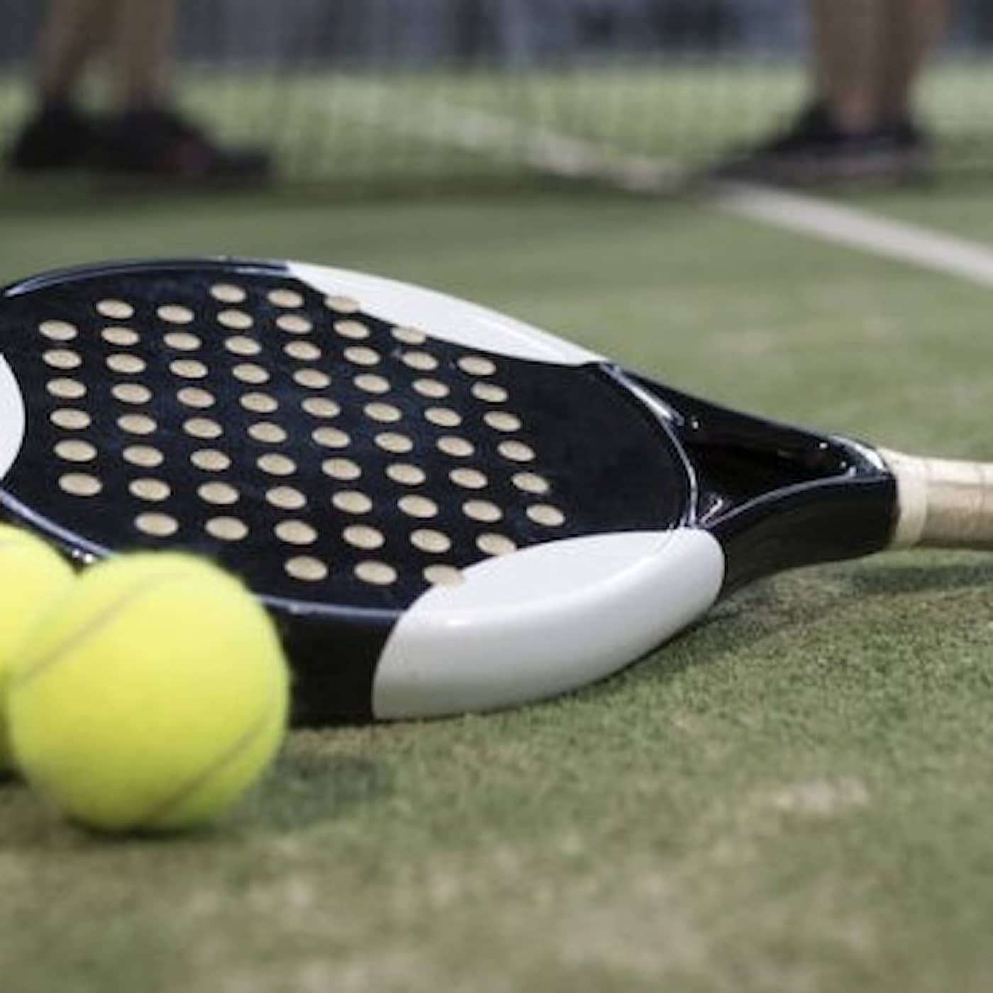 Padel – den allvarsamma leken? artwork