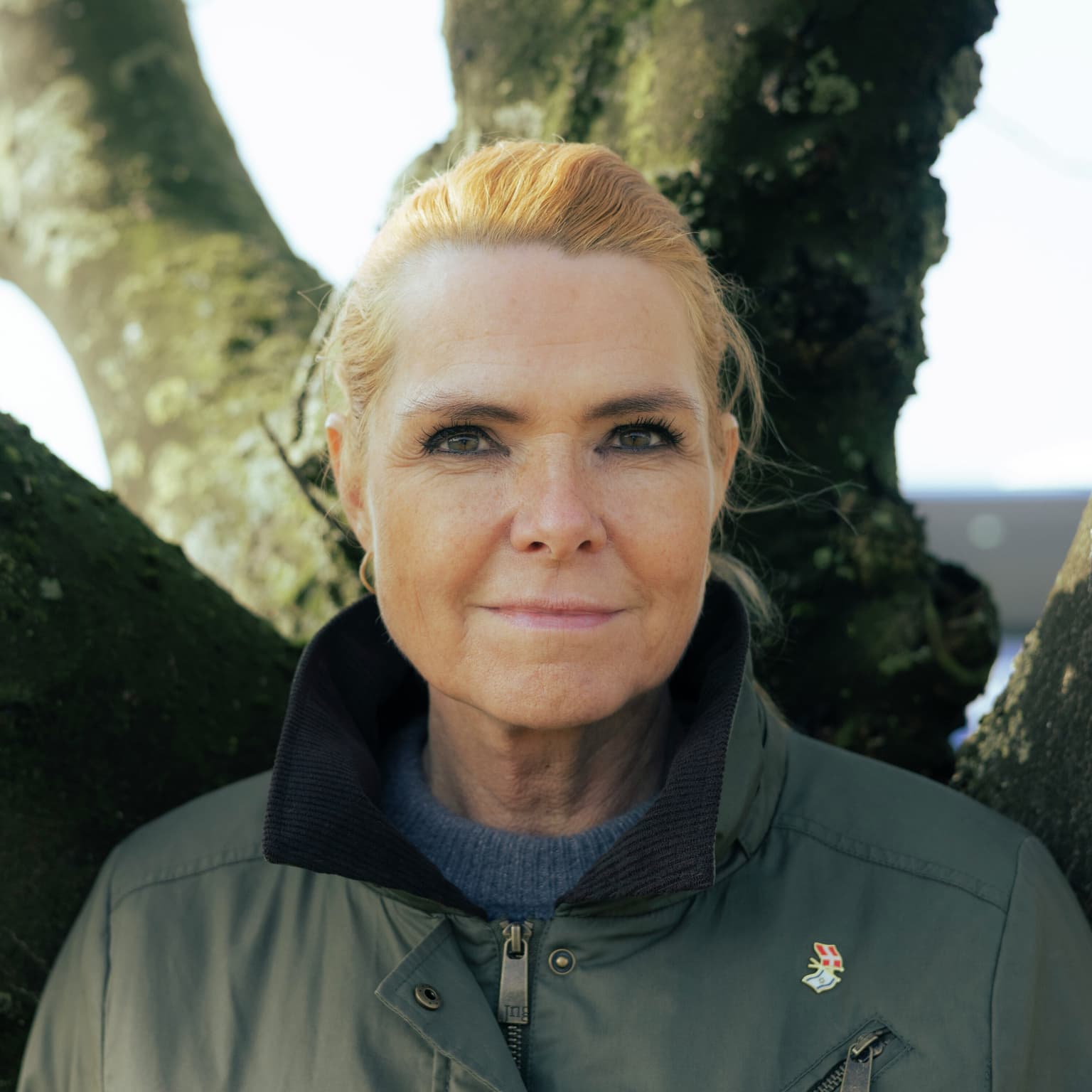 Støjbergs politik bunder i hendes barndom. Så er der vel ikke grund til at pille mere i det – eller hvad? artwork