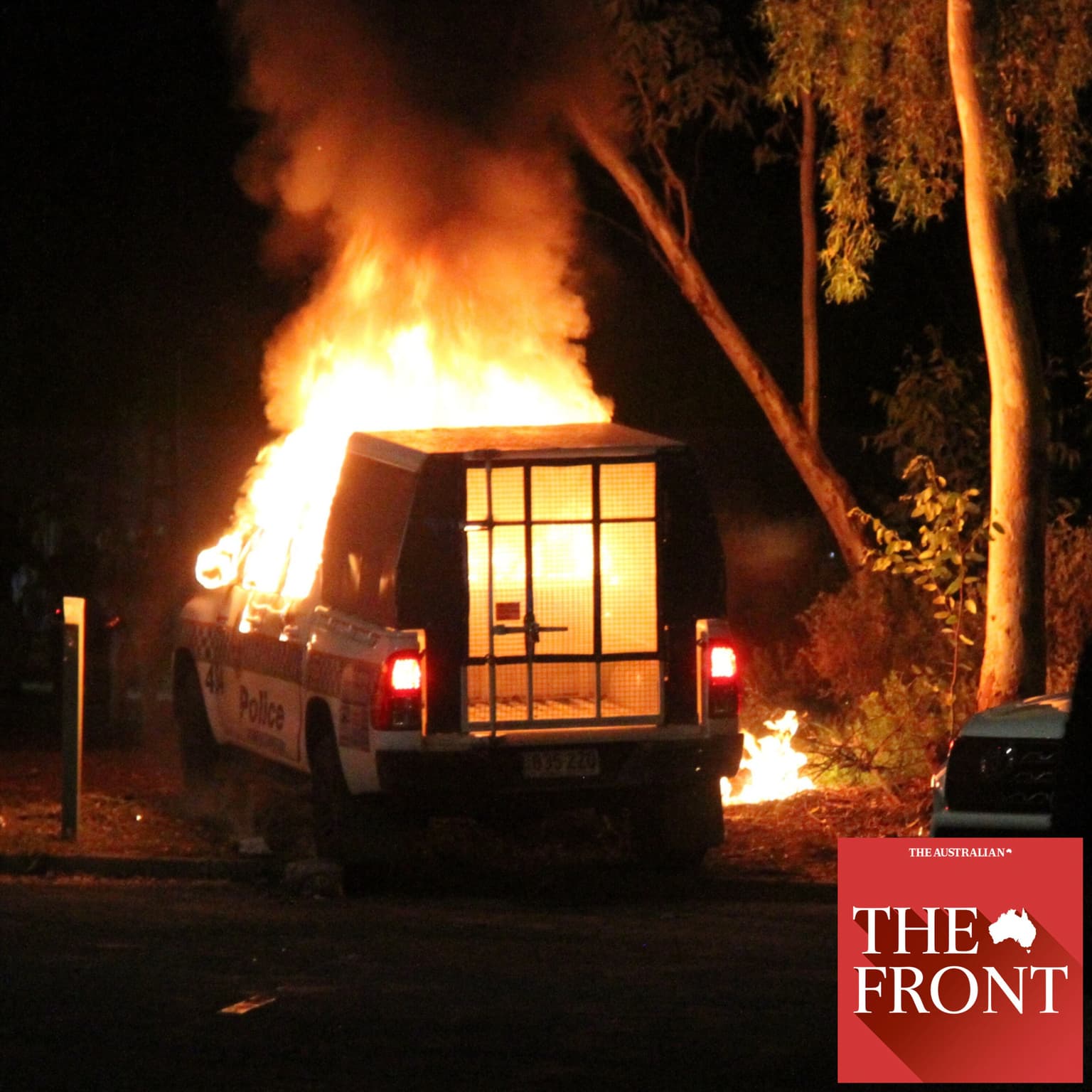 Vigilante rage in Alice Springs: Our reporter’s eyewitness account artwork