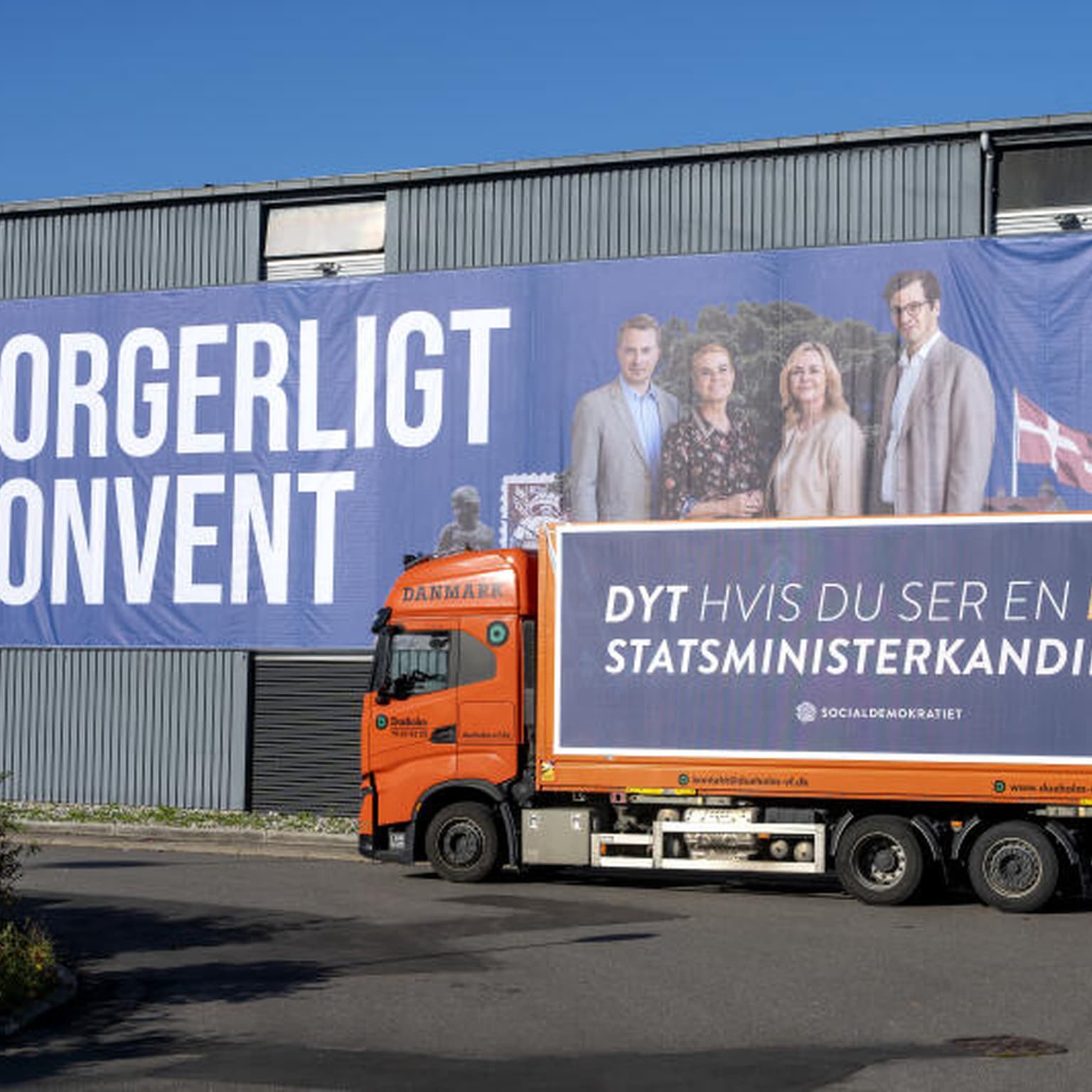Regeringen har fået svært ved at håndtere blå blok artwork
