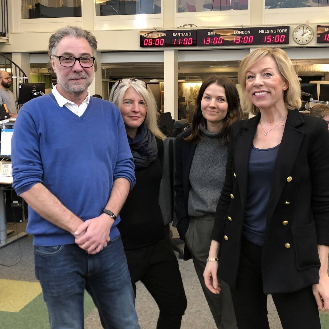 Bloomberg och stålarna och Barr tar ton mot Trump artwork