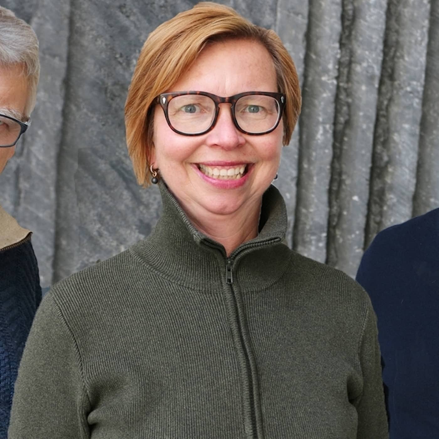 Utvecklas med varanblod, Hjärntvätt trendar starkt & Titta på pippin! artwork