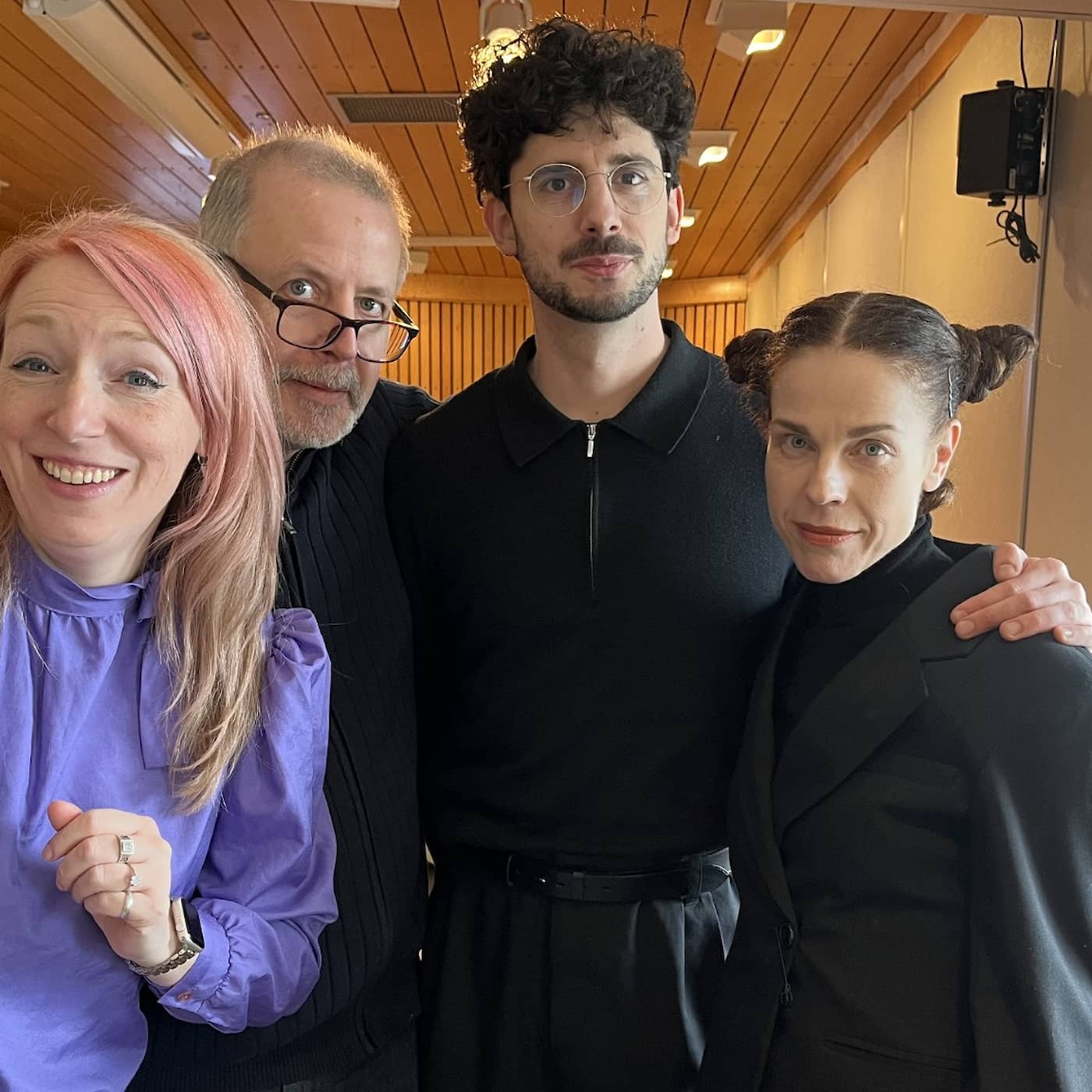 Jessika Gedin: Fäbodjäntan och könsperuker - nu ska vi vara nakna igen artwork