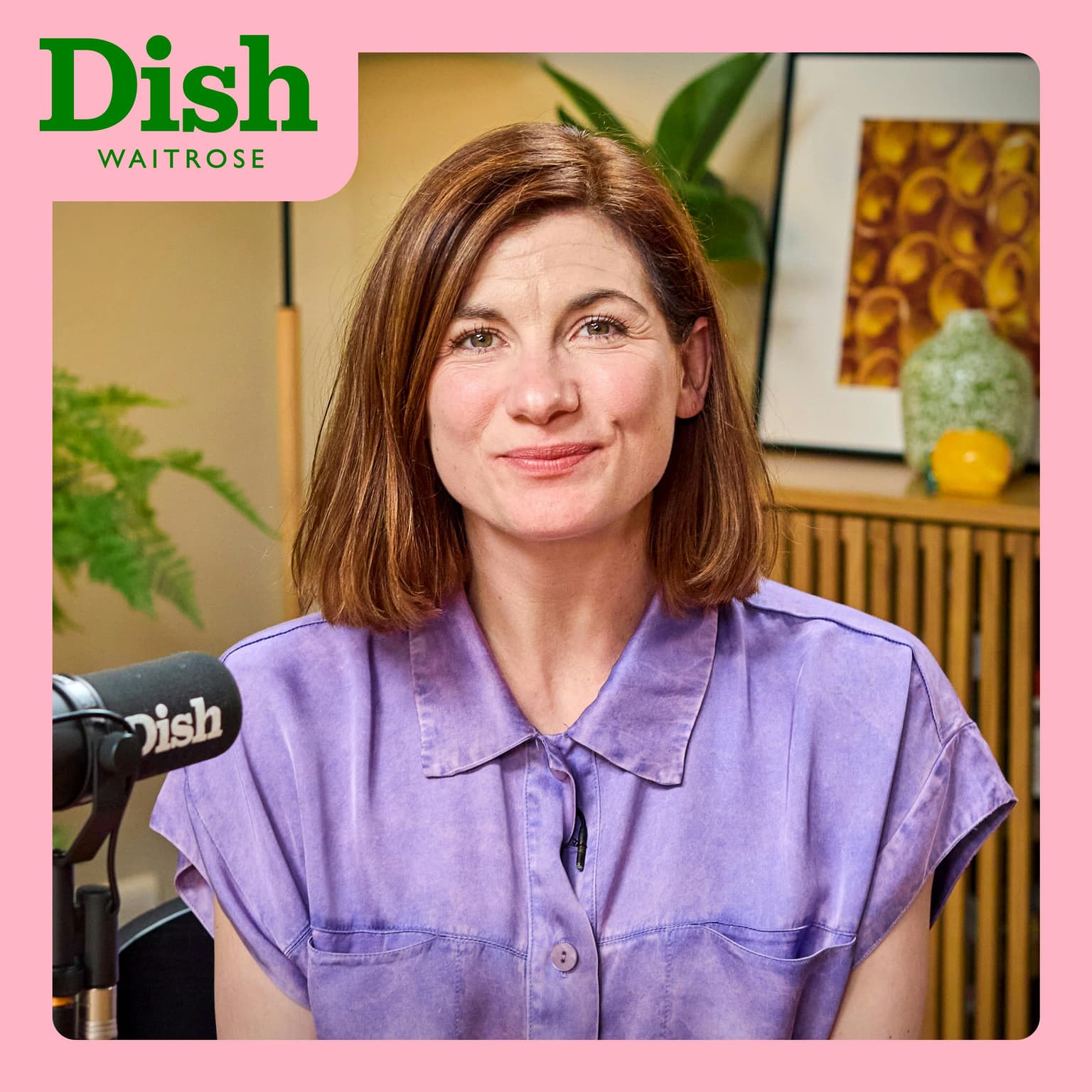 Jodie Whittaker surprised with our tagliatelle with asparagus, peas, shallots & capers artwork