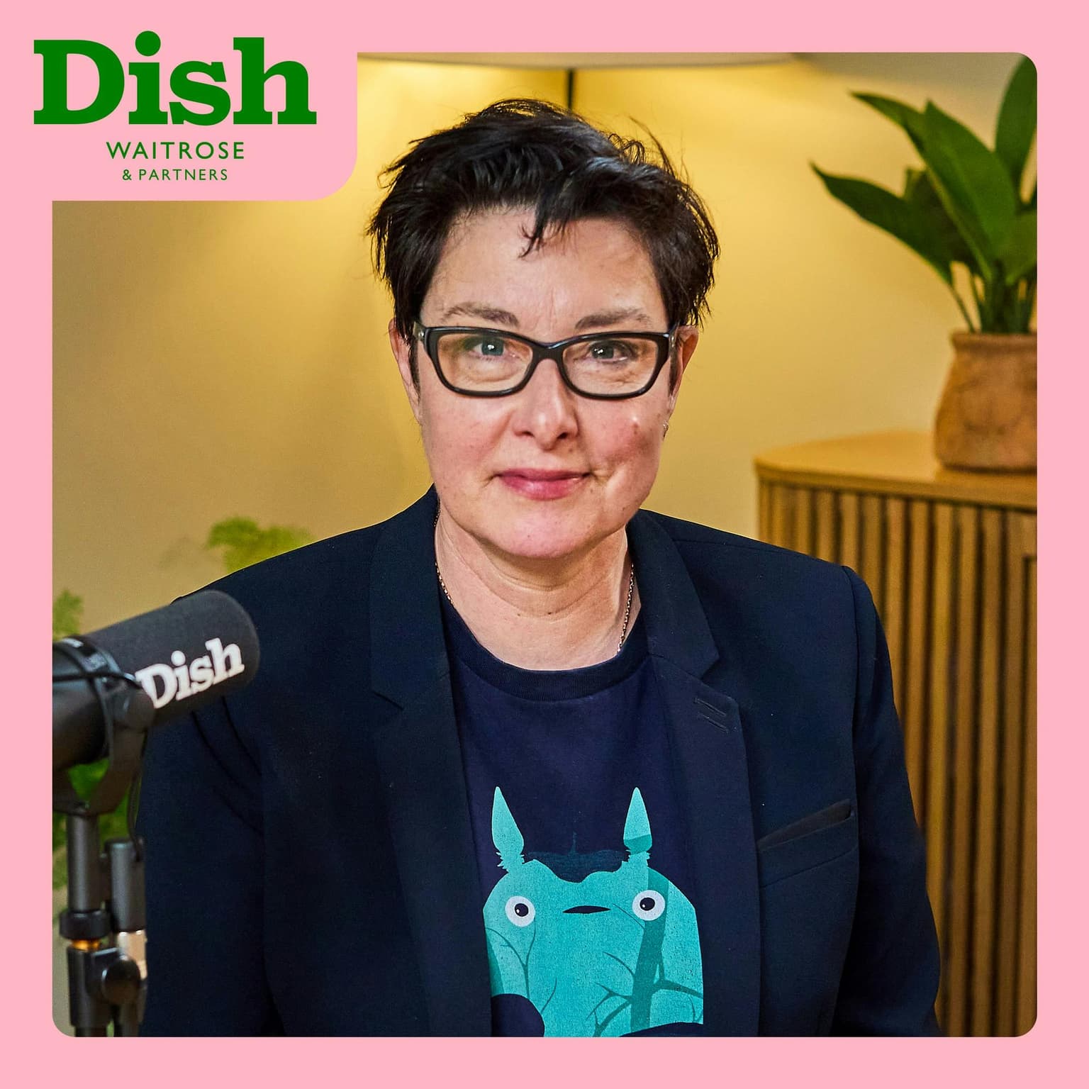 Sue Perkins, Malaysian prawn laksa curry and an Albariño artwork