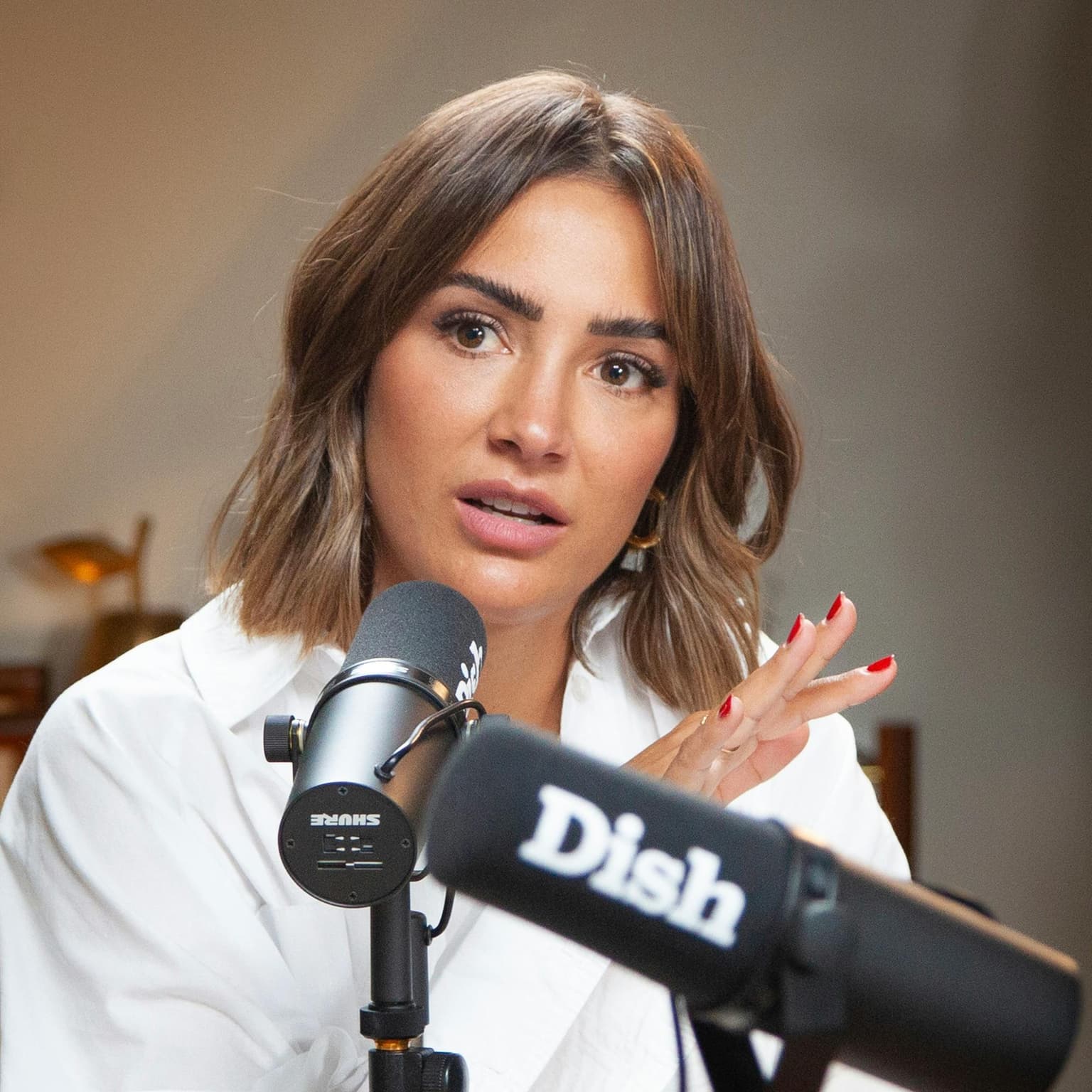 Frankie Bridge, festive baked eggs and an English sparkling wine artwork