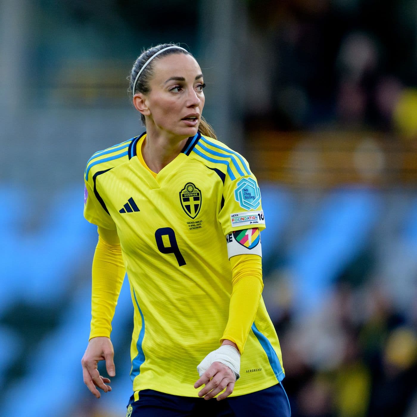 SVERIGE-WALES: ”Allt skiter sig för Sverige” artwork