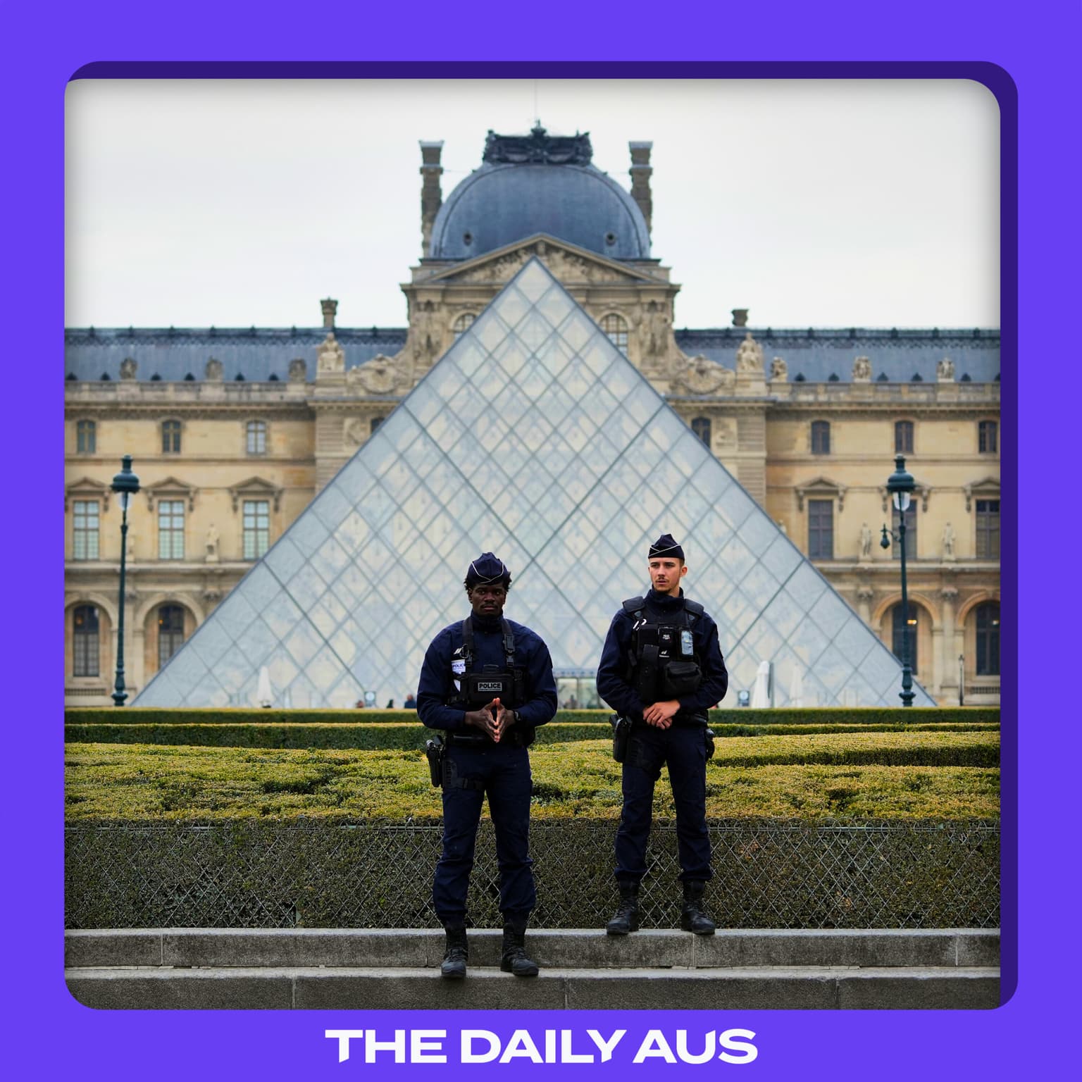 How did thieves break into the Louvre? artwork