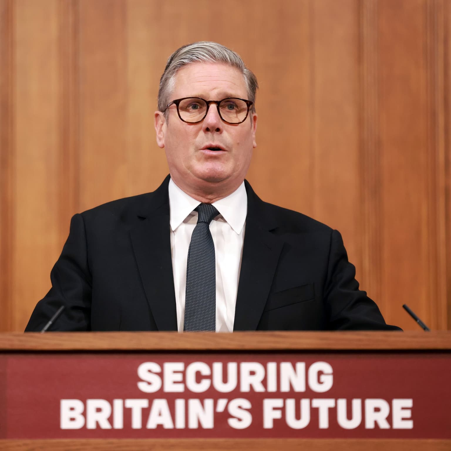 Starmer channels Farage on migration. But is anyone buying it? artwork