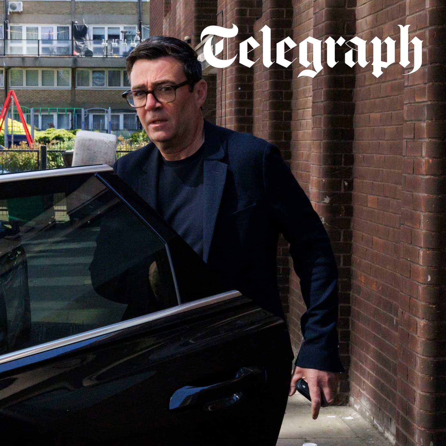 Cabinet revolt erupts as Starmer refuses to budge artwork