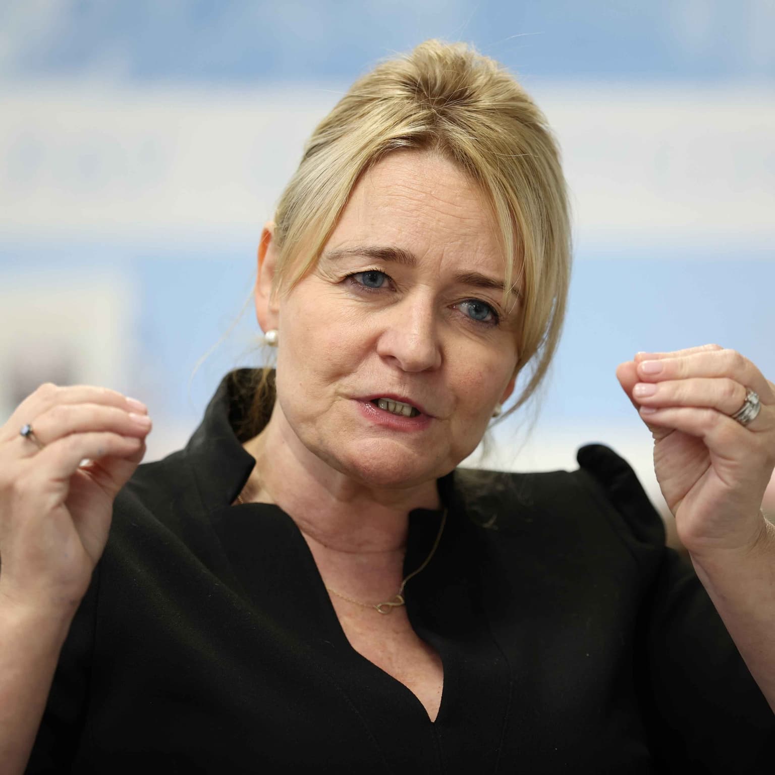 Unite leader Sharon Graham: Labour isn't being Labour. Farage could be PM artwork
