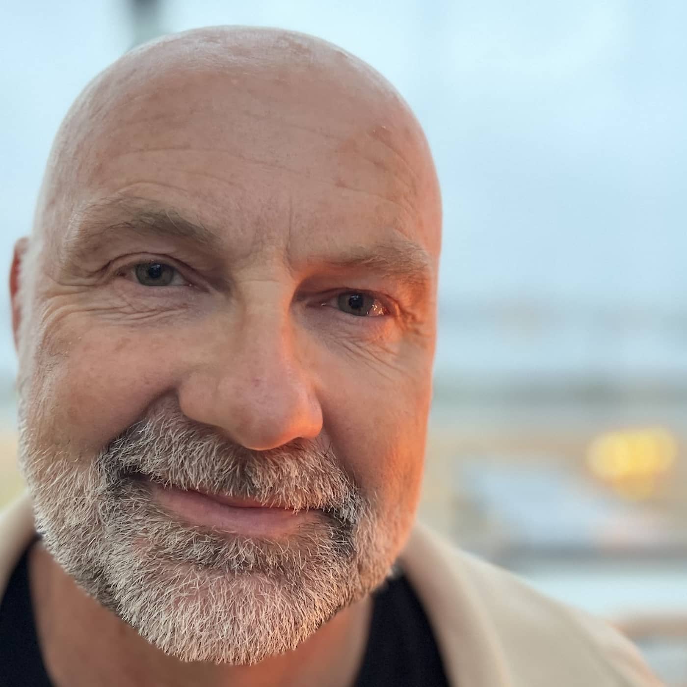 Mild om hoten: Det påverkar hur man hanterar en klubb artwork