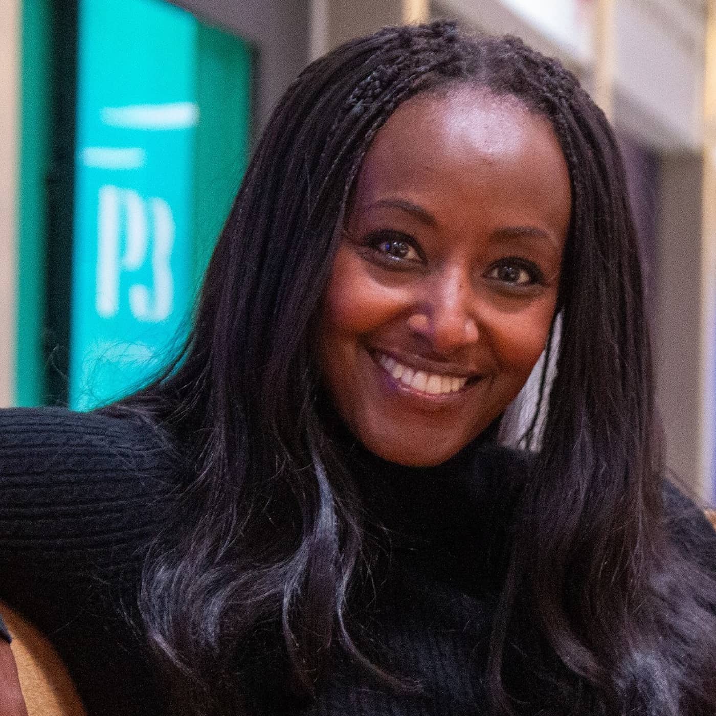Jenny Rogneby skriver om adoption: Det är väldigt personligt artwork