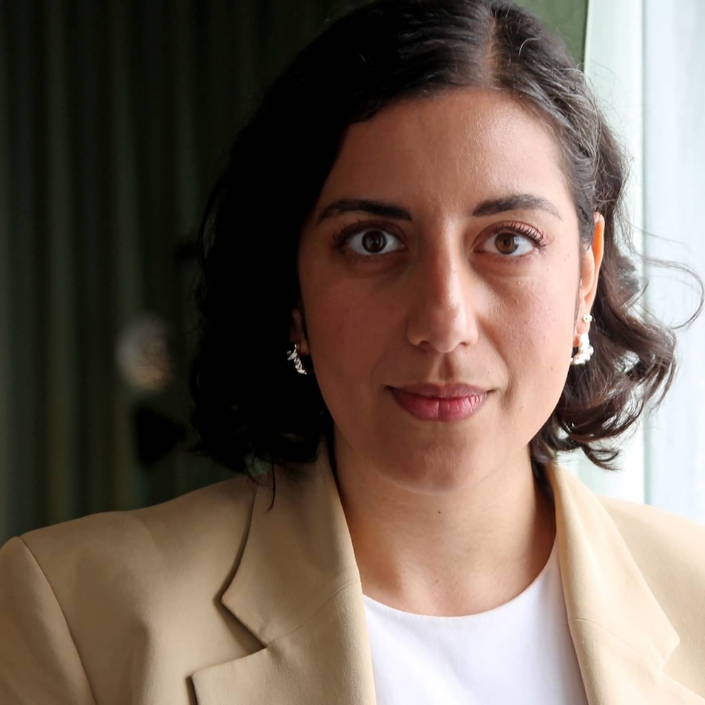 Simona Mohamsson (L): Många politiker behöver vakna upp artwork