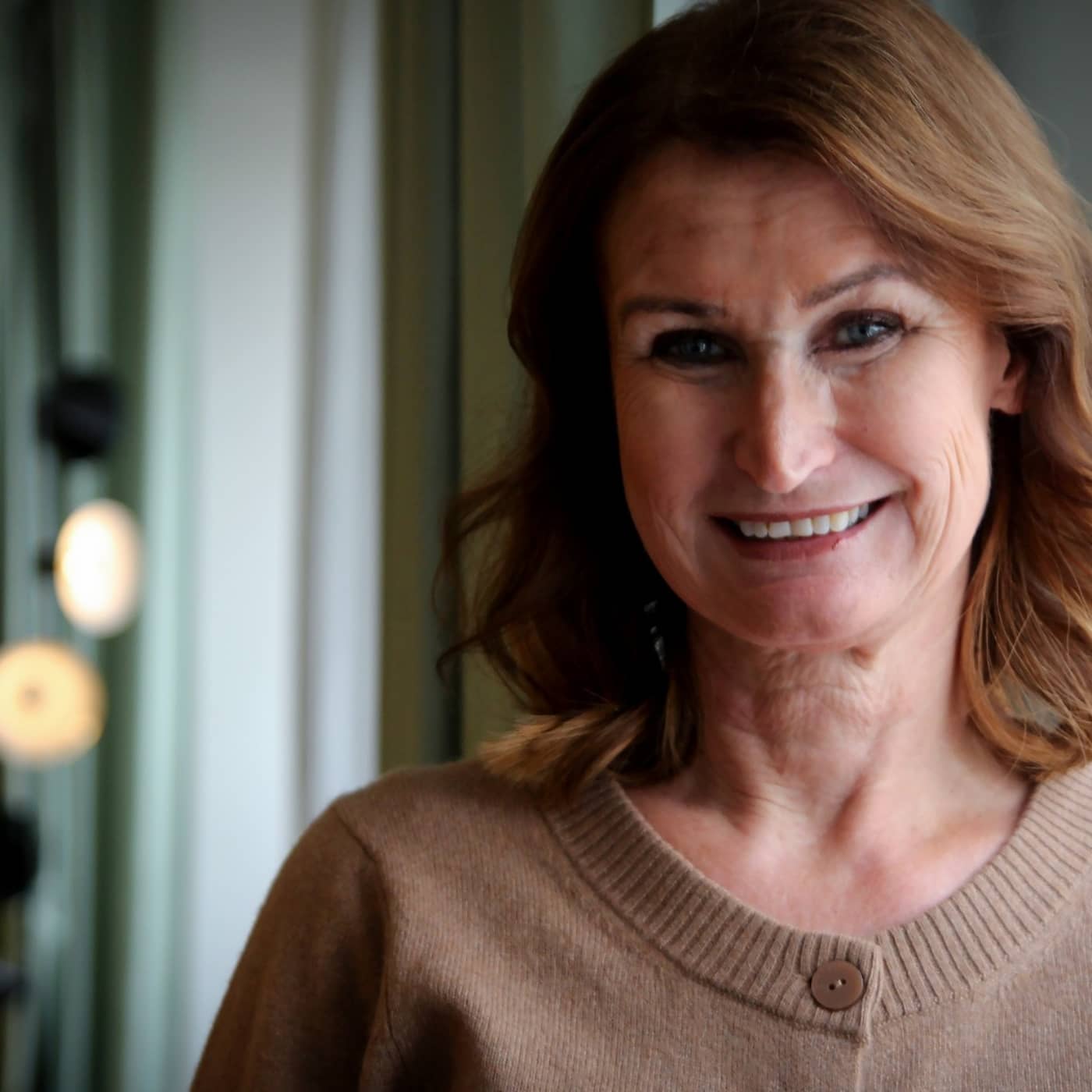 Författaren Viveca Sten : Jag råkade döpa mina karaktärer till slang för könsorgan artwork